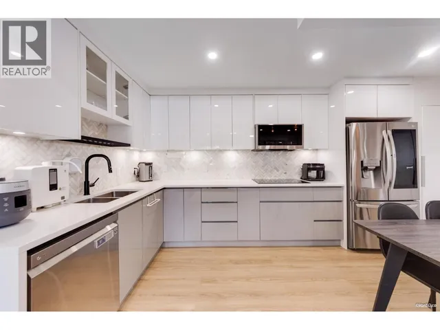 66 - 3433 49TH AVENUE, Vancouver 3