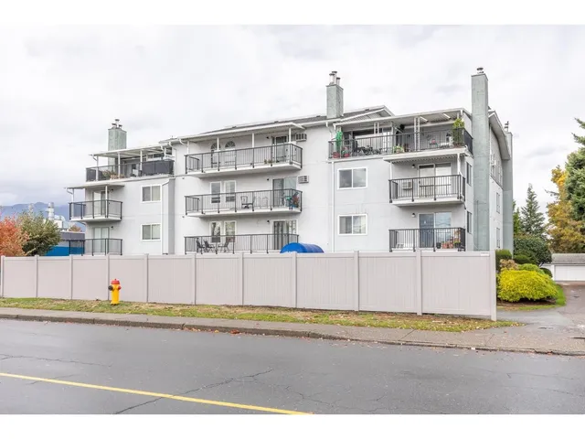 101 - 46033 CHILLIWACK CENTRAL ROAD, Chilliwack 2