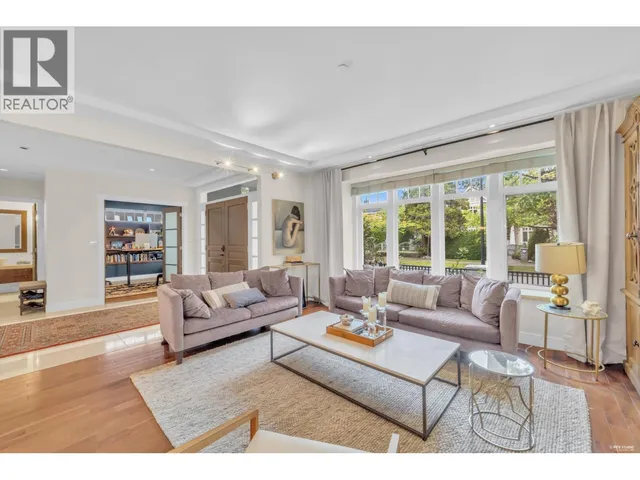 2483 22ND AVENUE, Vancouver 3