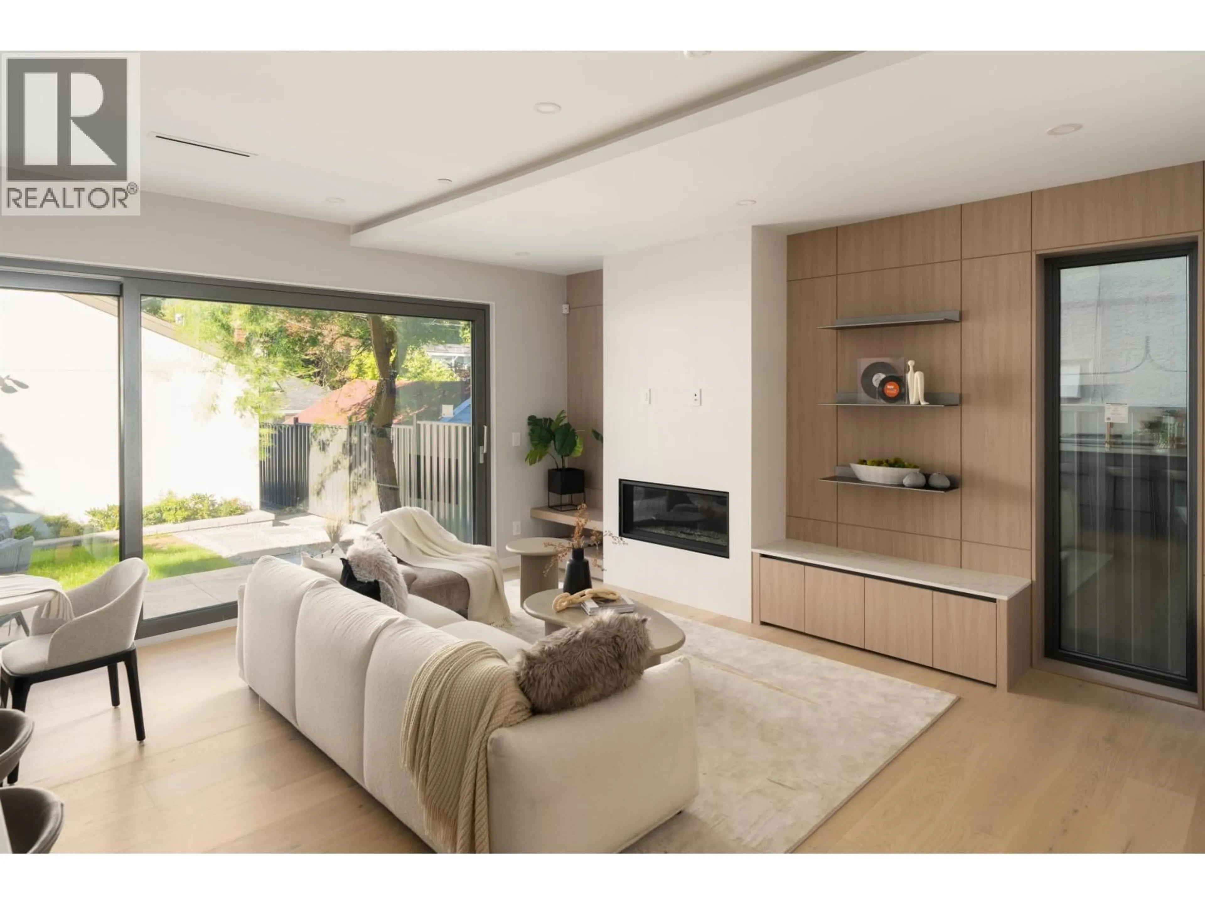 Living room with furniture, unknown for 2 - 2941 29TH AVENUE, Vancouver British Columbia V6L1Y3