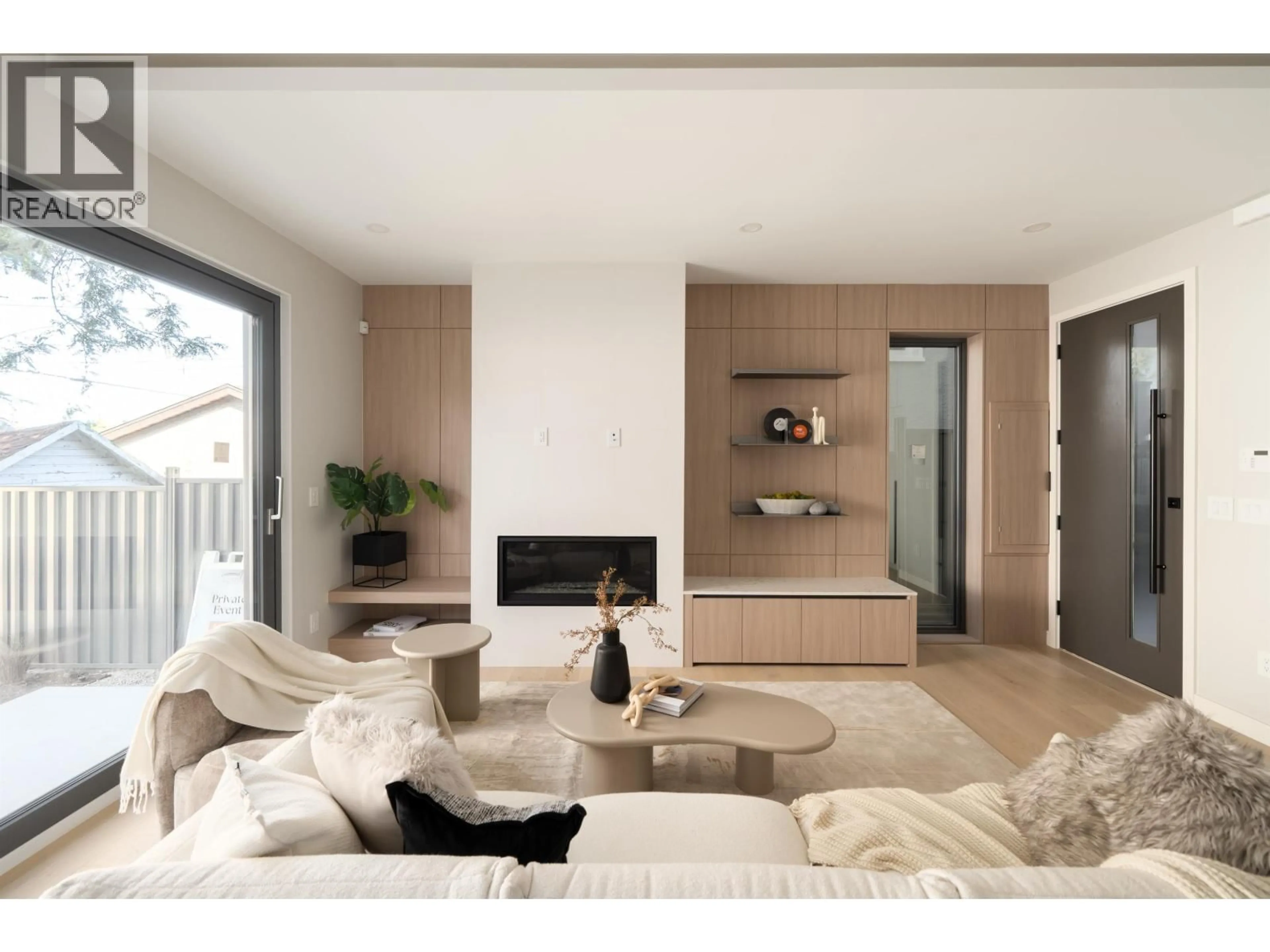 Living room with furniture, unknown for 2 - 2941 29TH AVENUE, Vancouver British Columbia V6L1Y3