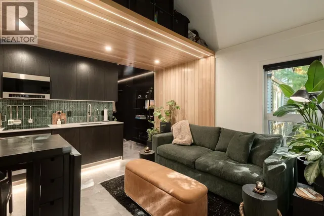 3 - 2158 SARAJEVO DRIVE, Whistler 2