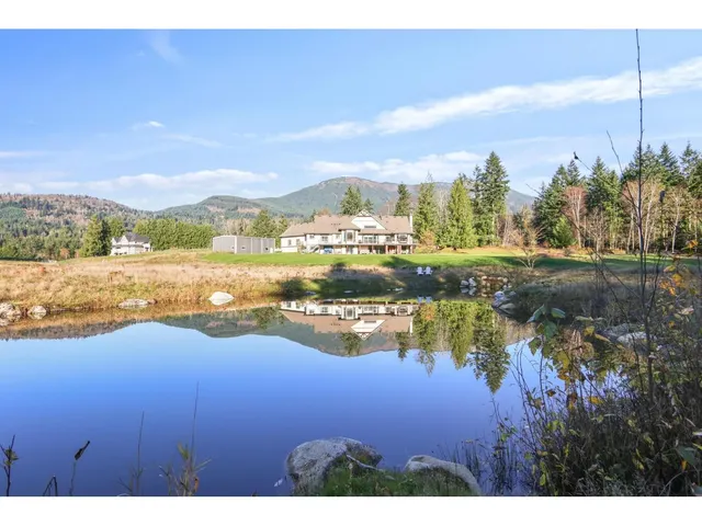 4601 BENCH ROAD, Chilliwack 2