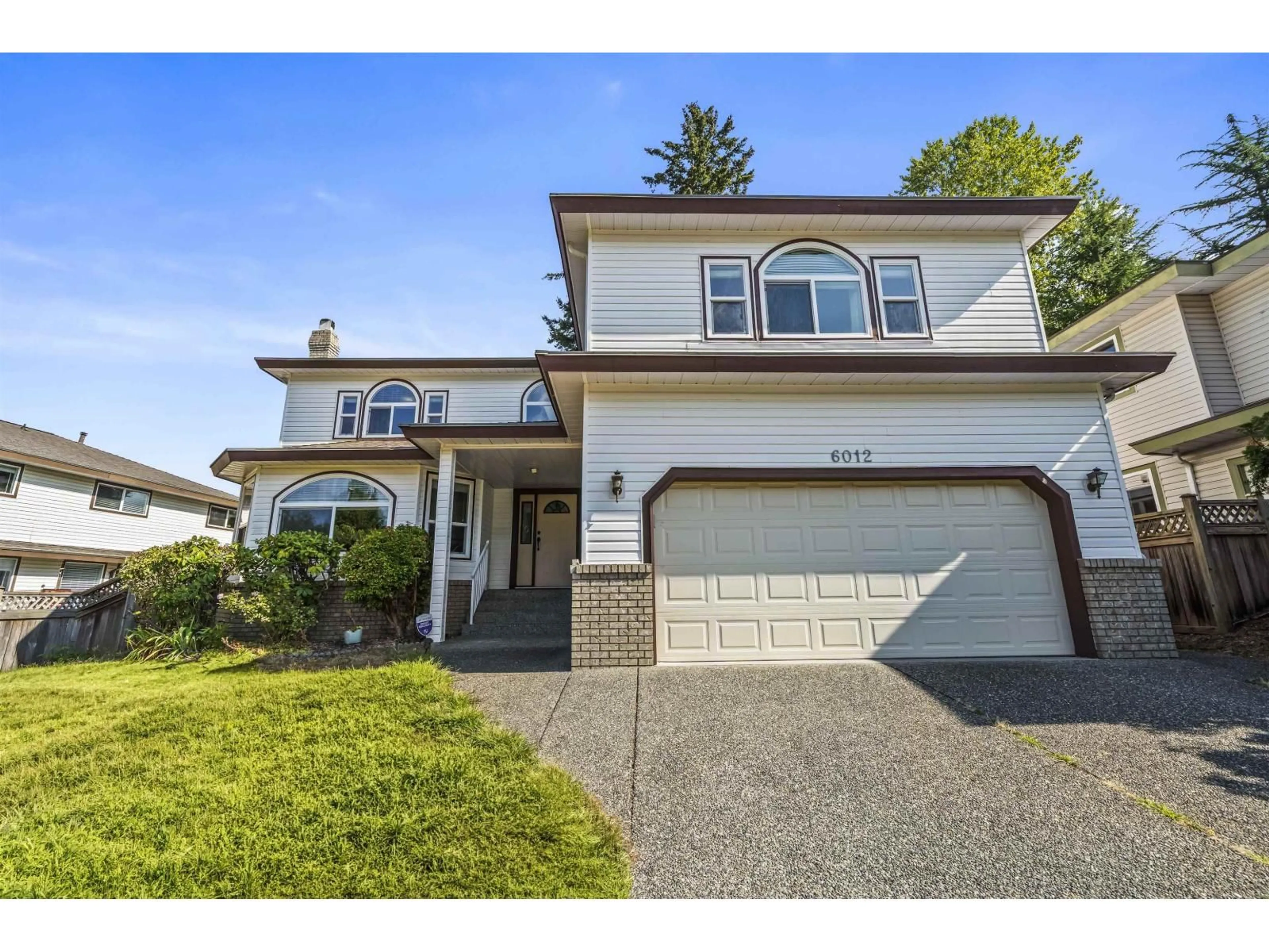 Home with vinyl exterior material, street for 6012 124 STREET, Surrey British Columbia V3X2C6