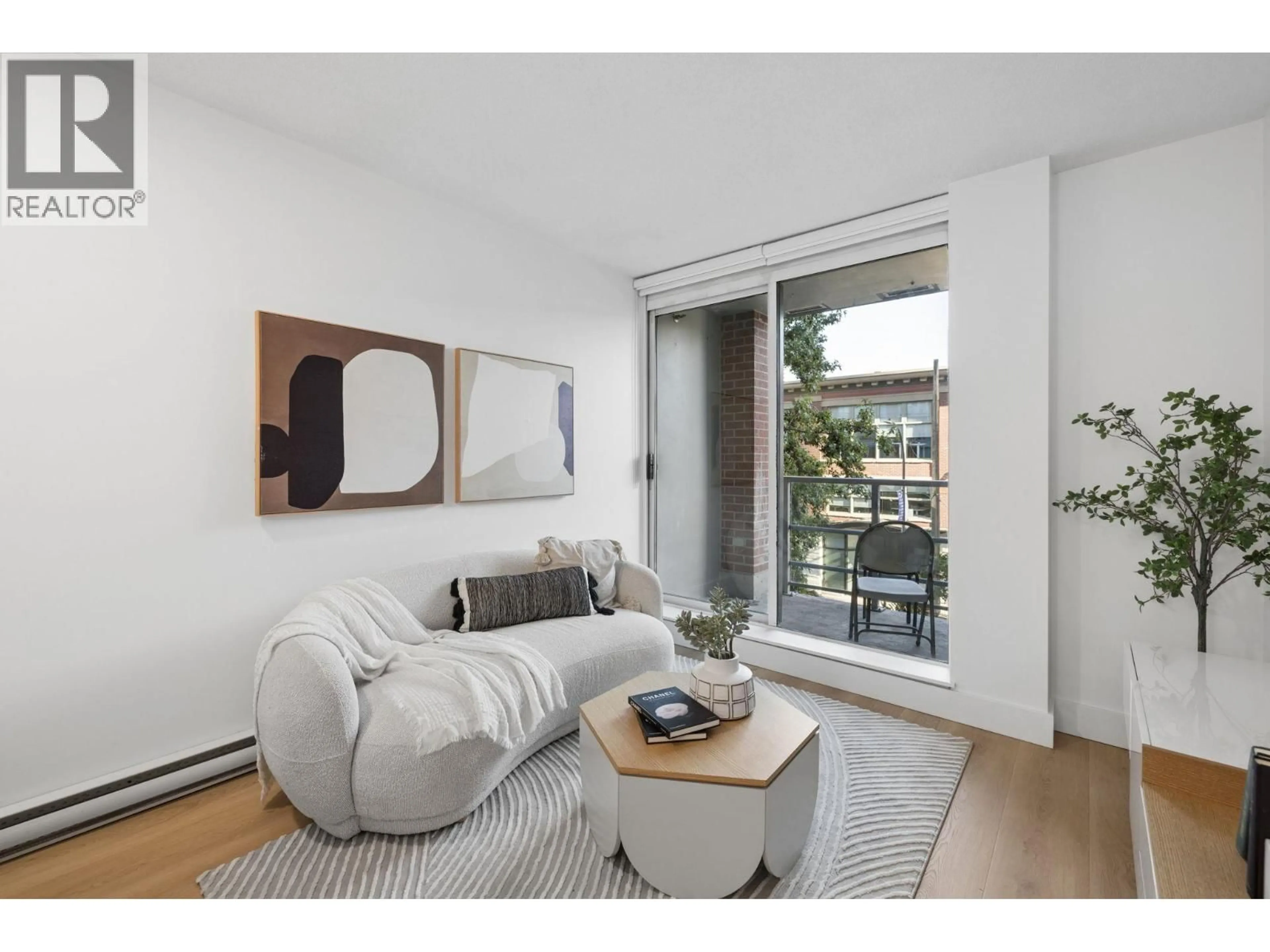 Living room with furniture, unknown for 319 - 1133 HOMER STREET, Vancouver British Columbia V6B0B1
