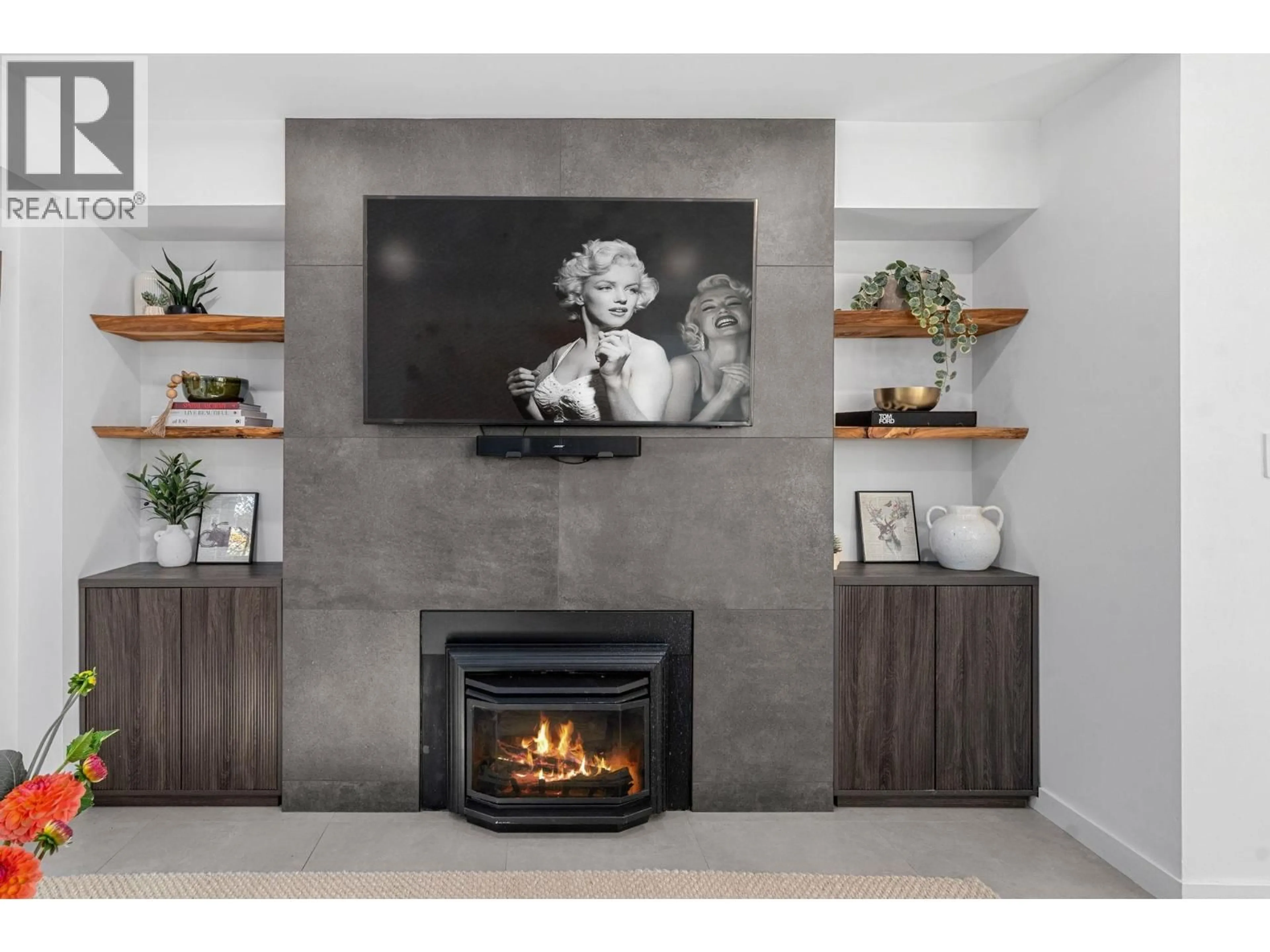 Home theater for 104 - 828 14TH AVENUE, Vancouver British Columbia V5Z1R1
