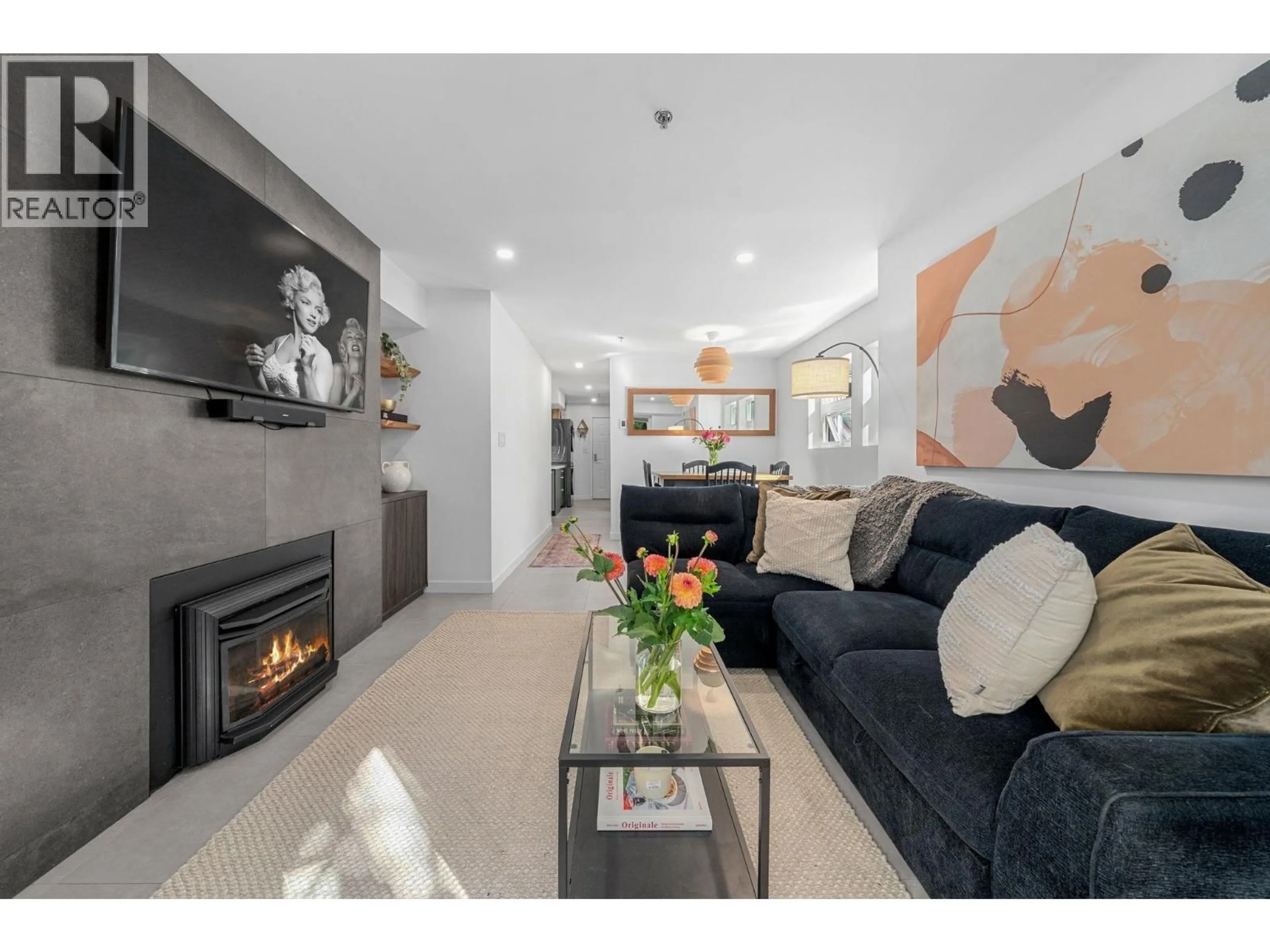 Living room with furniture, unknown for 104 - 828 14TH AVENUE, Vancouver British Columbia V5Z1R1