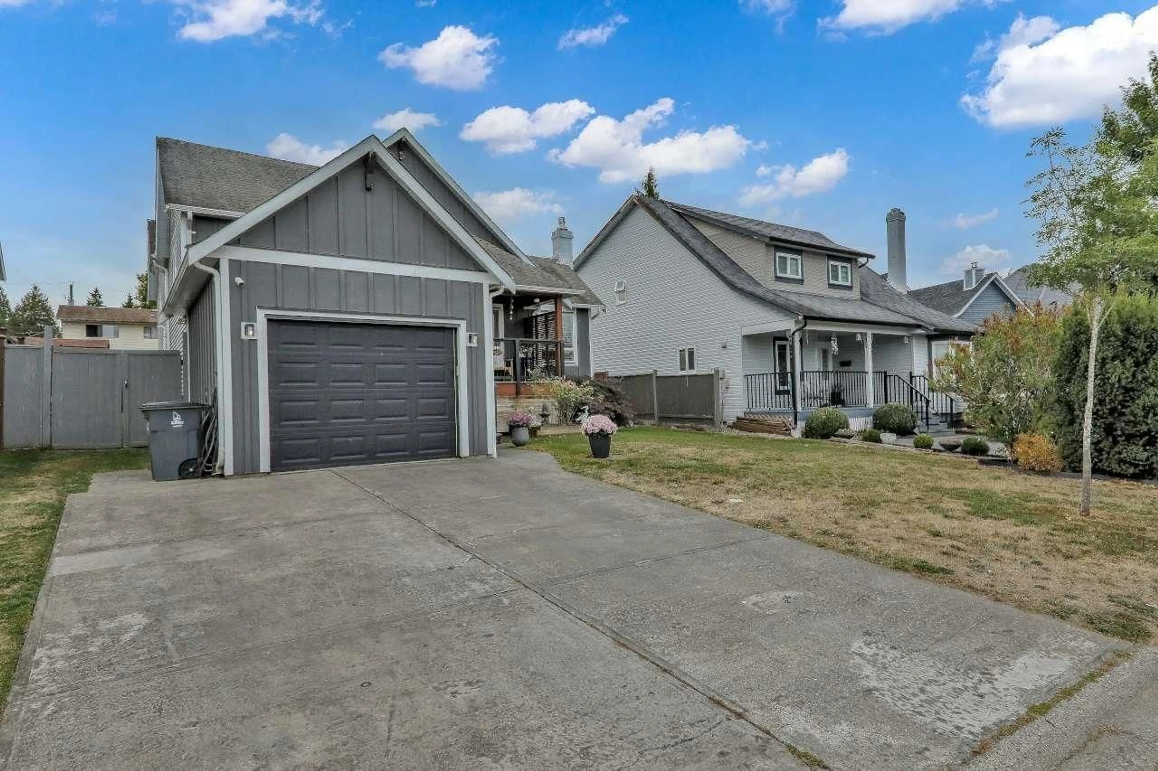 Home with vinyl exterior material, street for 6331 135 STREET, Surrey British Columbia V3X1J7