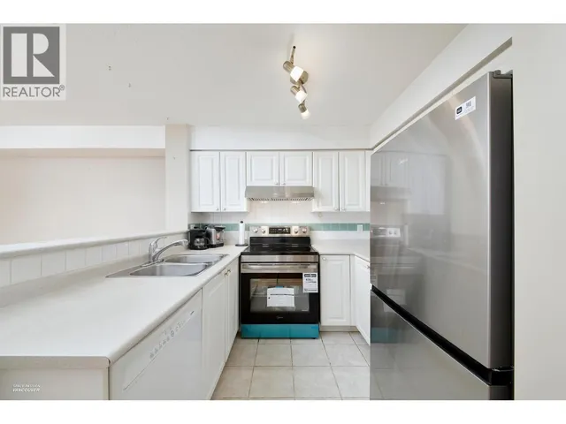 301 - 8989 HUDSON STREET, Vancouver 5