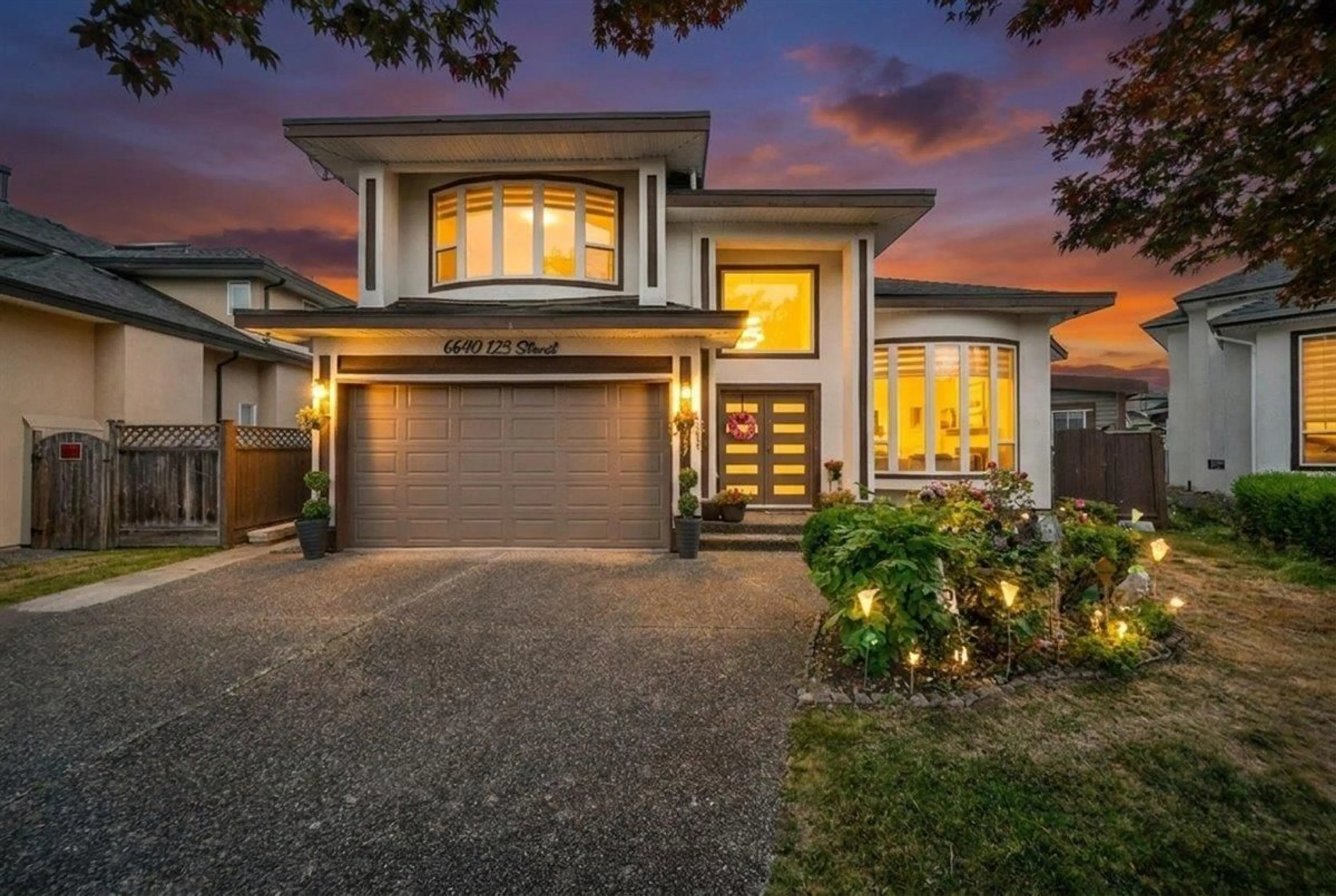 Home with brick exterior material, street for 6640 123 STREET, Surrey British Columbia V3W0W1