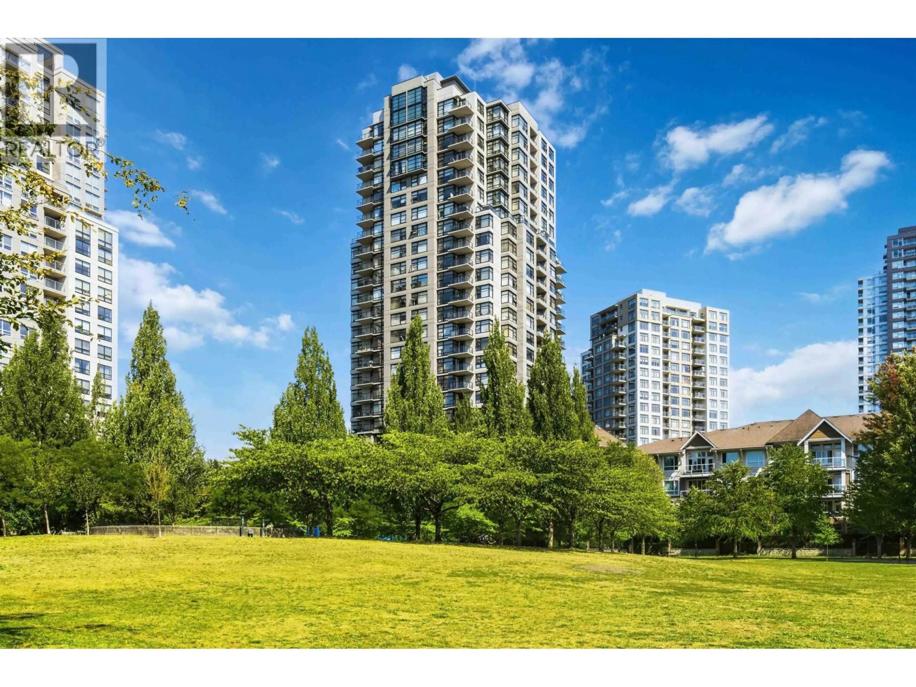 A pic from outside/outdoor area/front of a property/back of a property/a pic from drone, unknown for 805 - 5380 OBEN STREET, Vancouver British Columbia V5R6H7