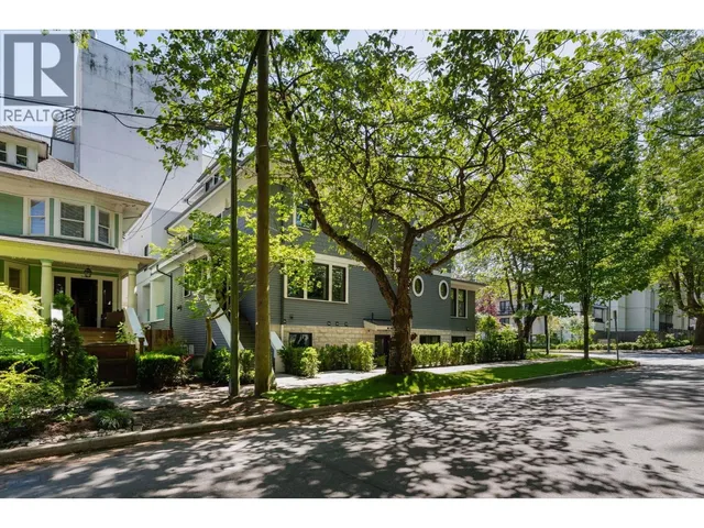 980 BIDWELL STREET, Vancouver 3