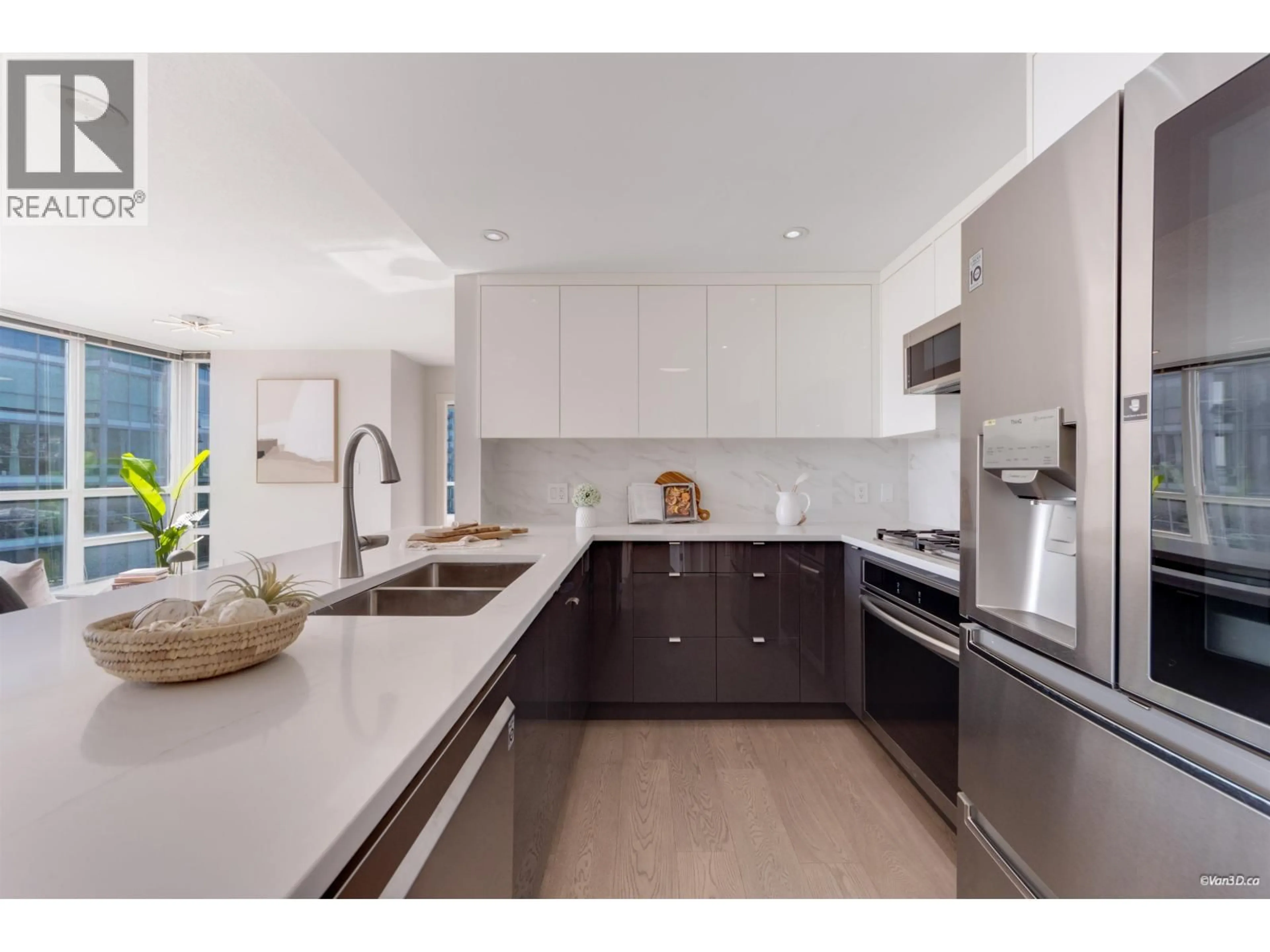 Unknown for 1106 - 2978 GLEN DRIVE, Coquitlam British Columbia V3B0C3