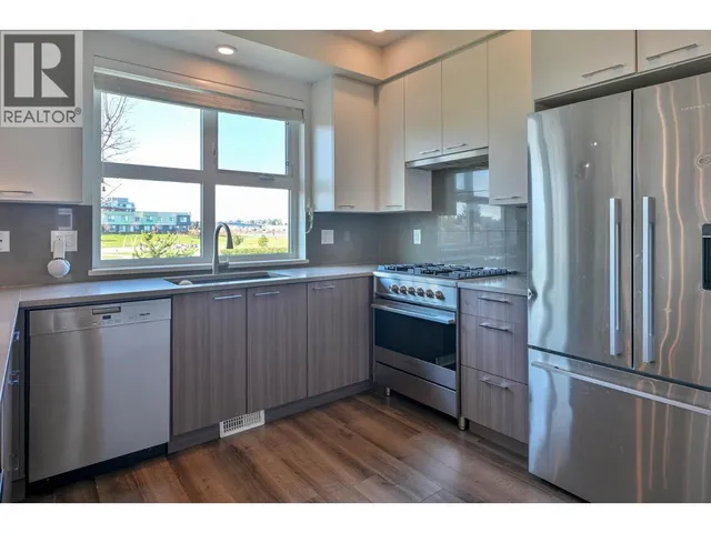 84 - 10311 RIVER DRIVE, Richmond 2