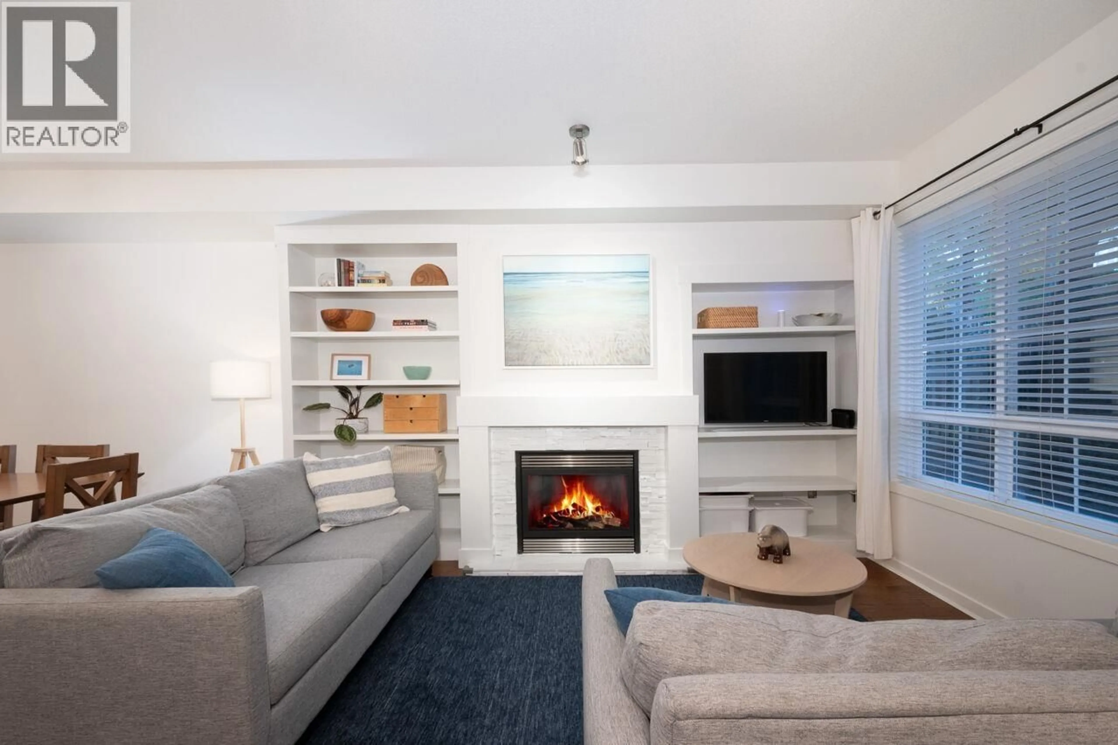 Living room with furniture, unknown for 108 - 2200 PANORAMA DRIVE, Port Moody British Columbia V3H5M2