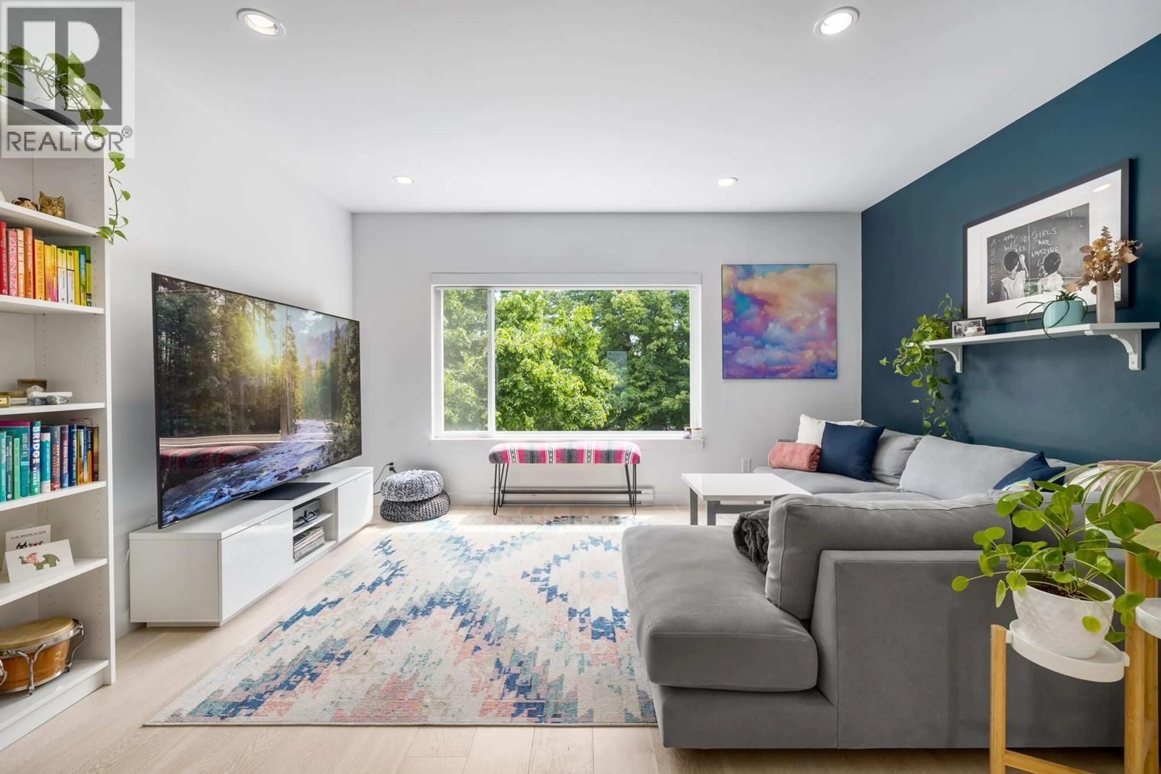 Home theater for 109 - 453 16TH AVENUE, Vancouver British Columbia V5T2T8