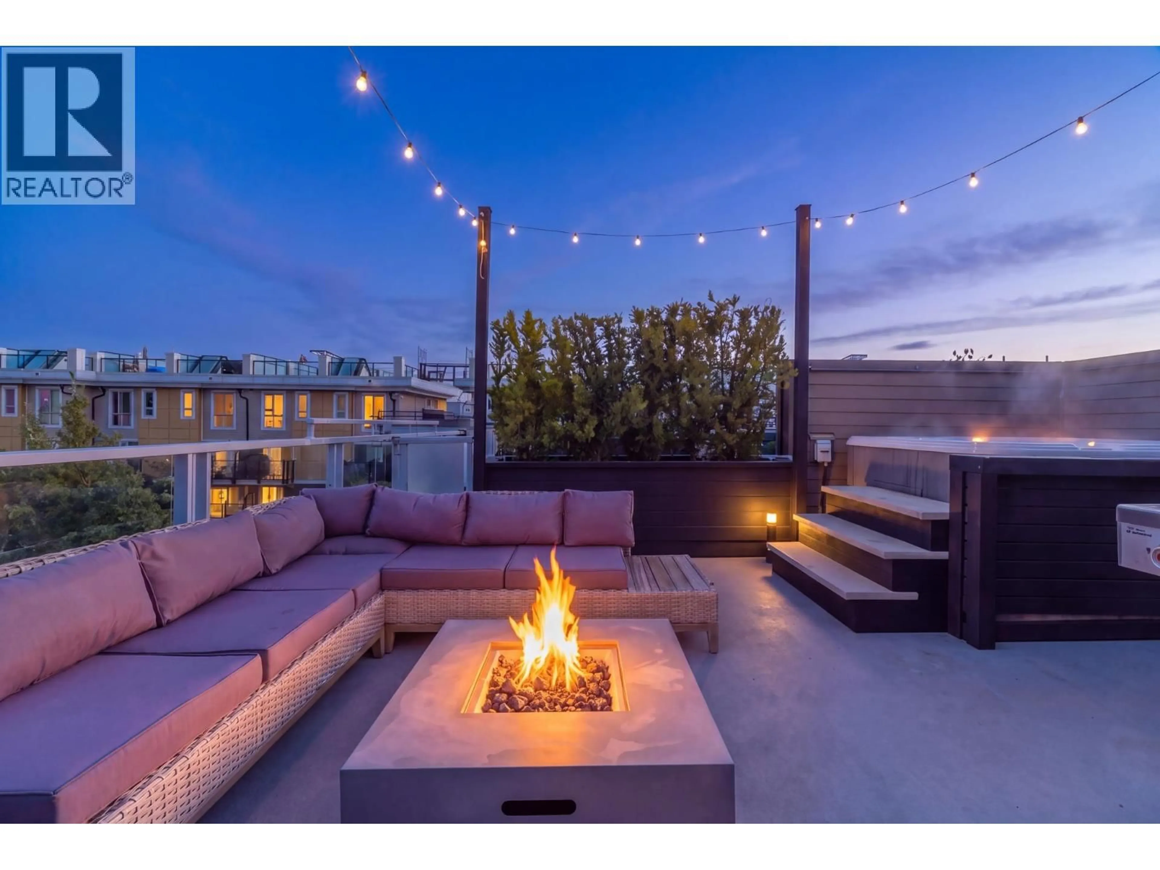 Patio, unknown for 234 - 735 15TH STREET, North Vancouver British Columbia V7M0B8