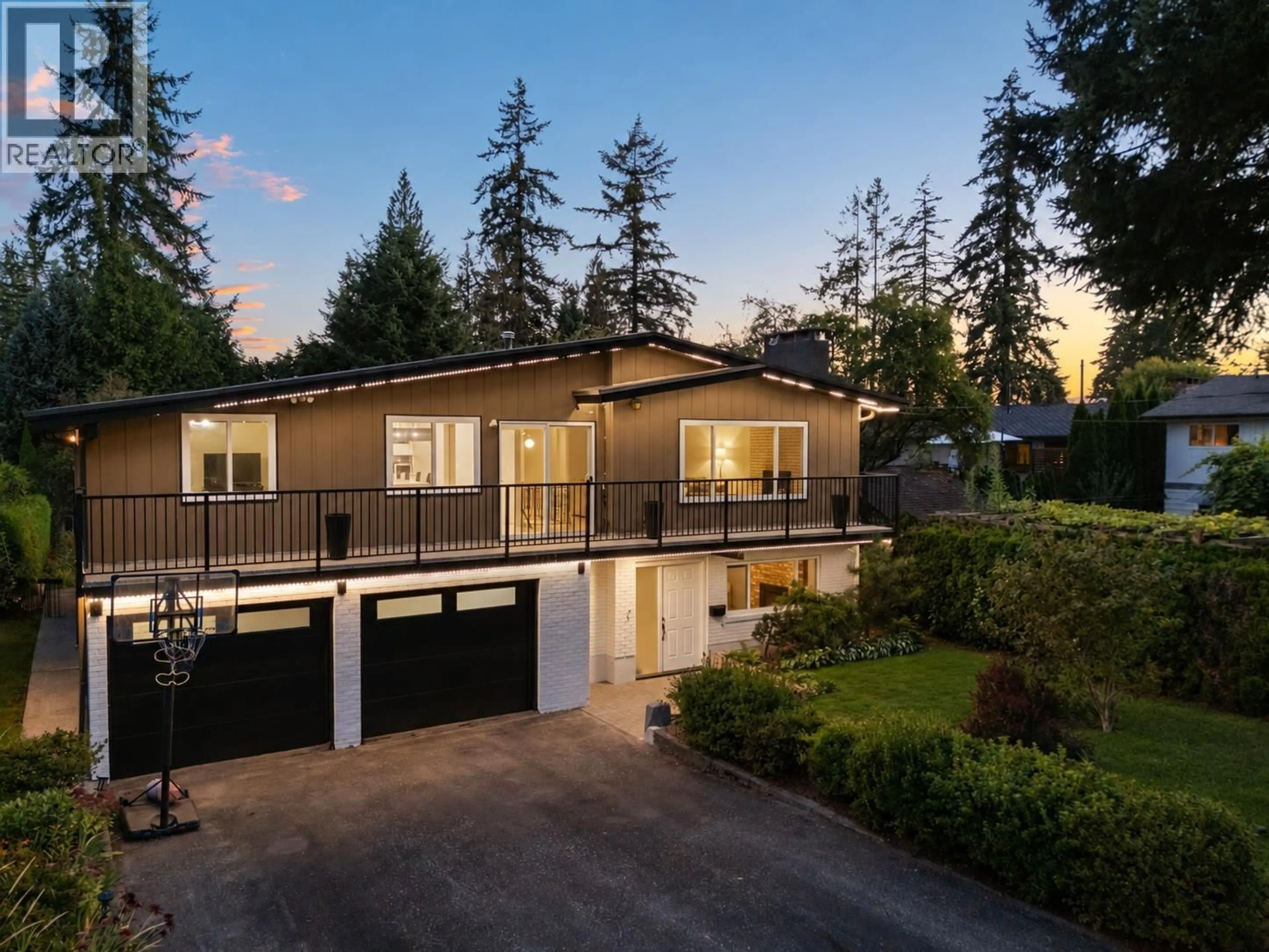 Home with vinyl exterior material, street for 2763 VIOLET STREET, North Vancouver British Columbia V7H2L7