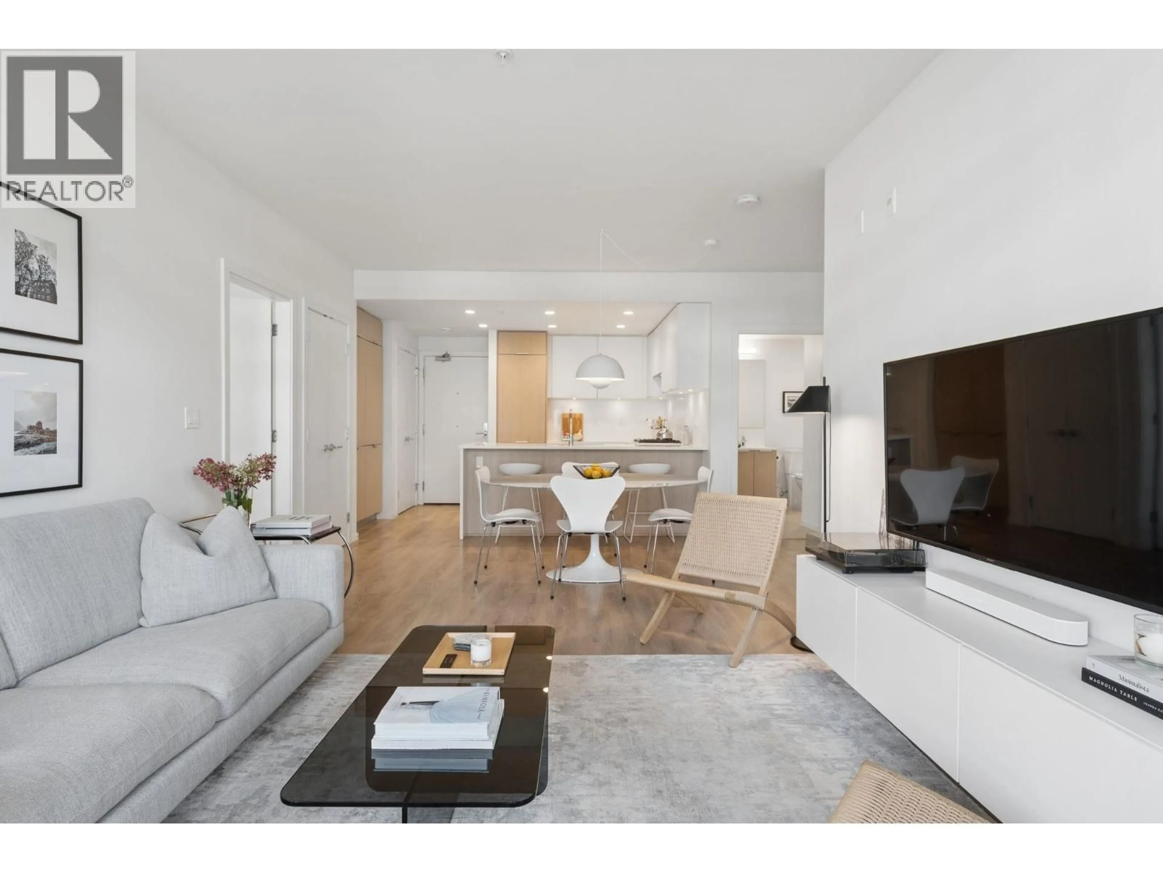 Living room with furniture, unknown for 501 - 5080 QUEBEC STREET, Vancouver British Columbia V5W2N2