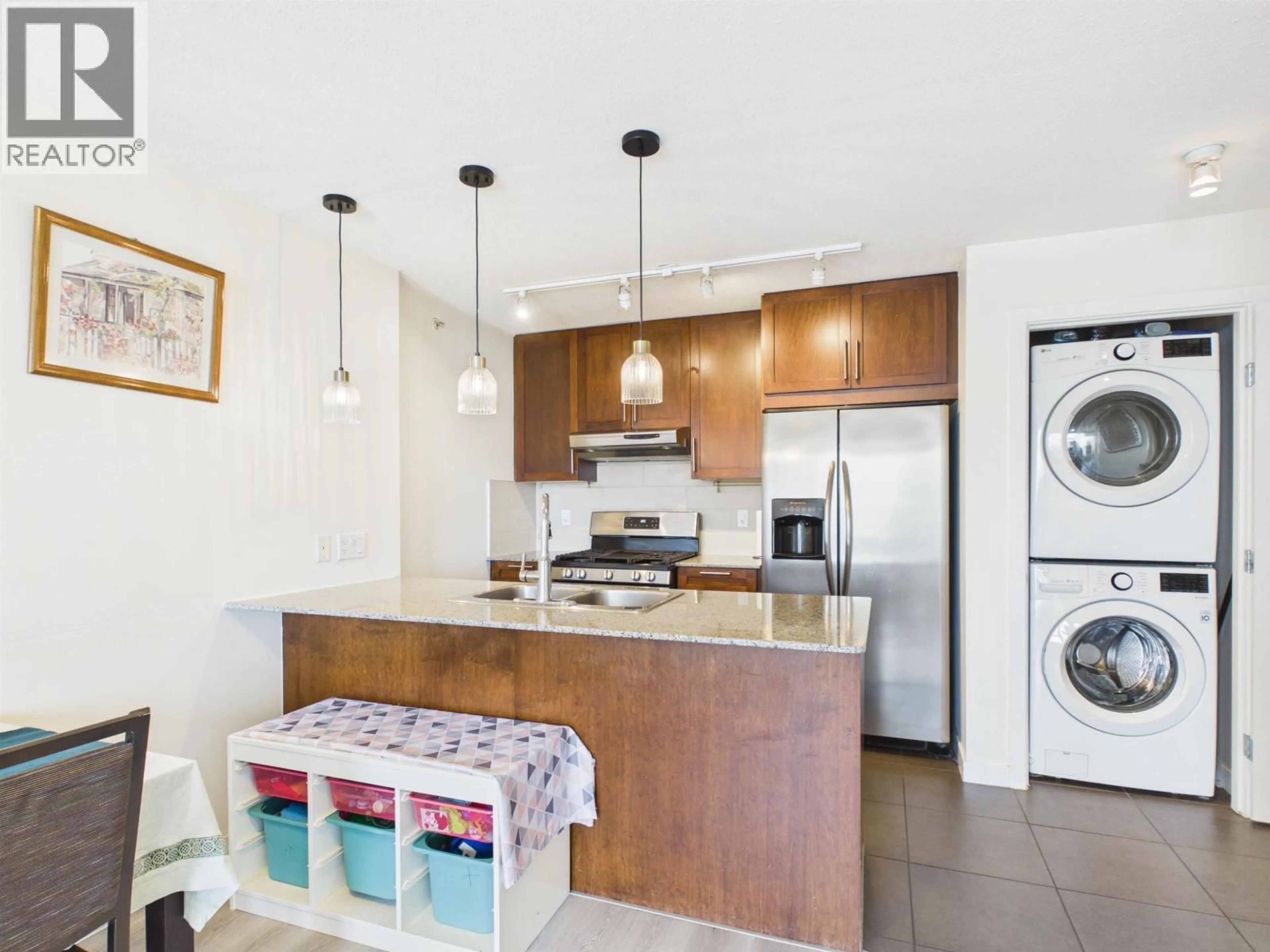 Unknown for 2301 - 7088 SALISBURY AVENUE, Burnaby British Columbia V5E0A4