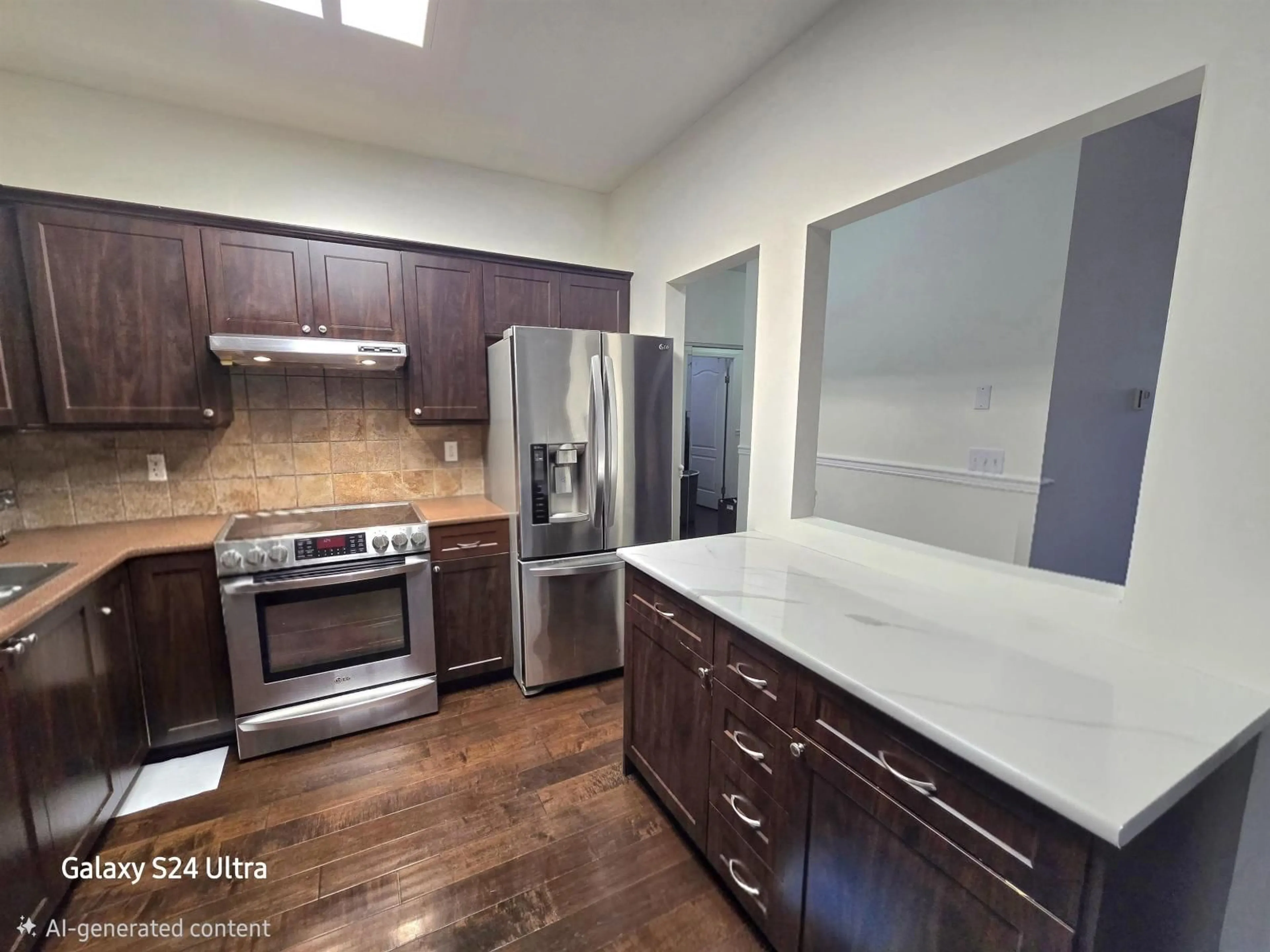 Unknown for 107 - 13918 72 AVENUE, Surrey British Columbia V3W0T4