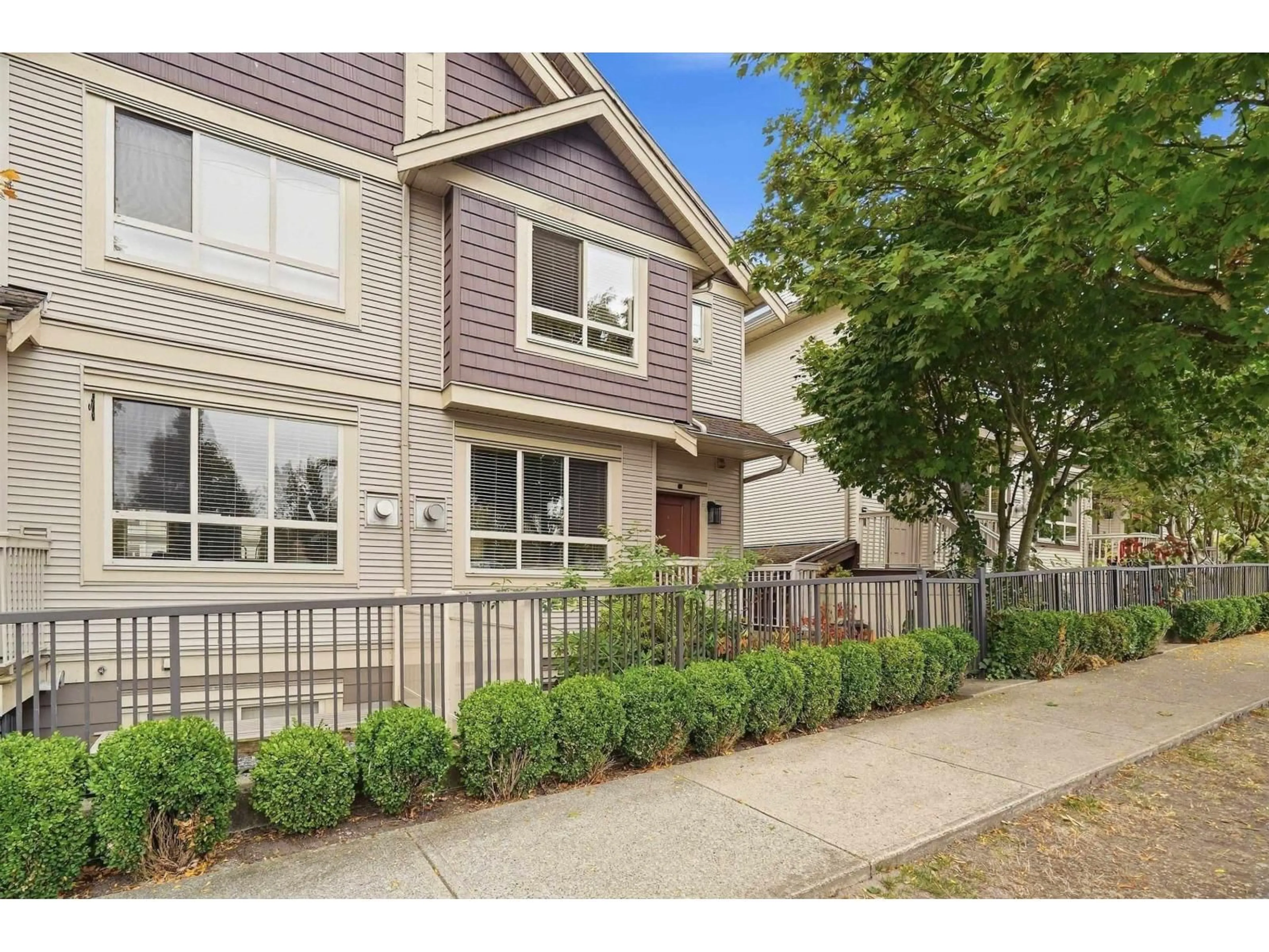 Unknown for 6 - 19560 68 AVENUE, Surrey British Columbia V4N5Y5