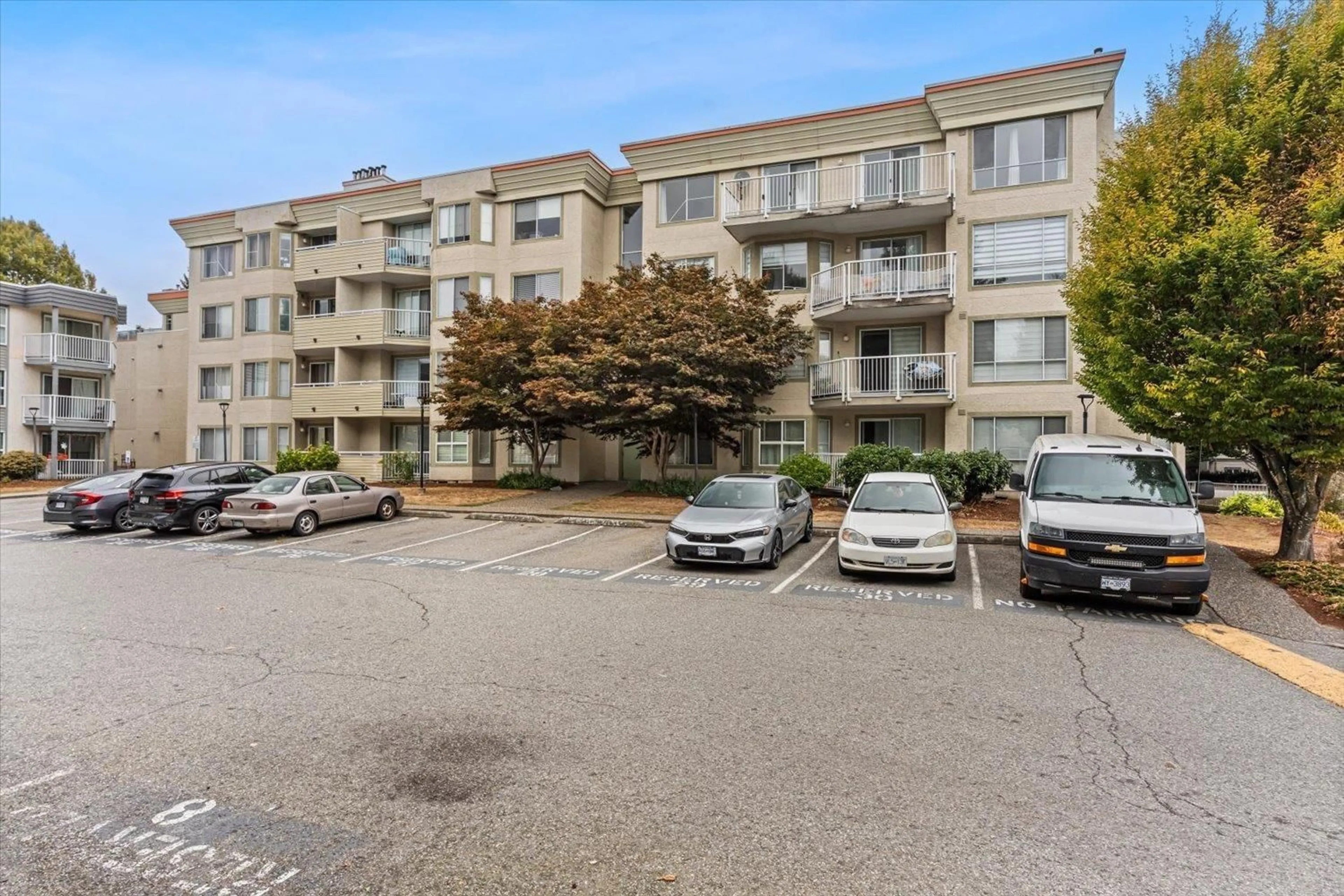Unknown for 432 - 32830 GEORGE FERGUSON WAY, Abbotsford British Columbia V2S7K1