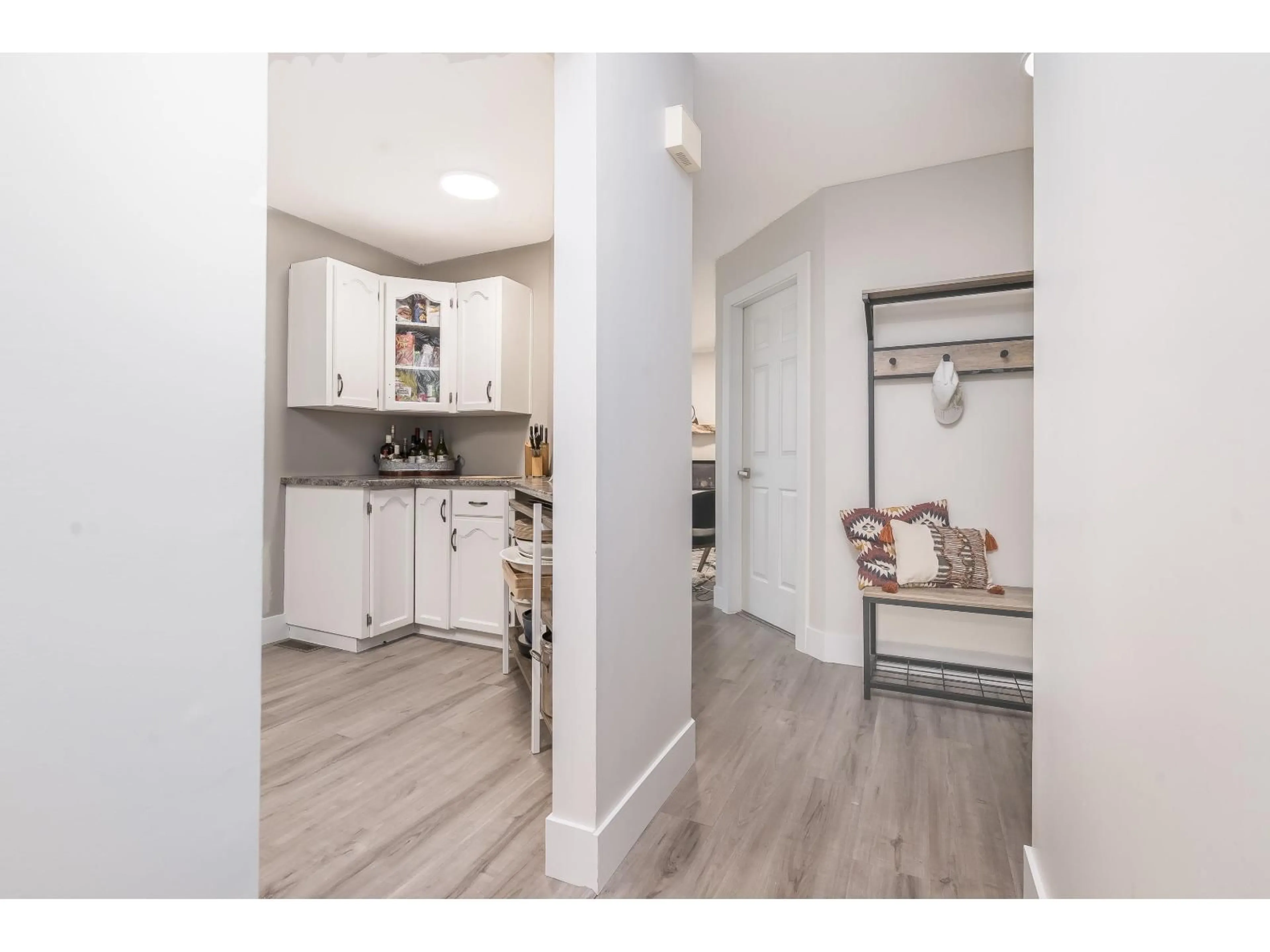 Indoor entryway for 107 - 21937 48 AVENUE, Langley British Columbia V3A8C3