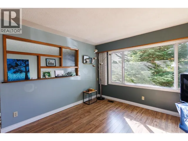 4726 SOUCIE AVENUE, Terrace 4