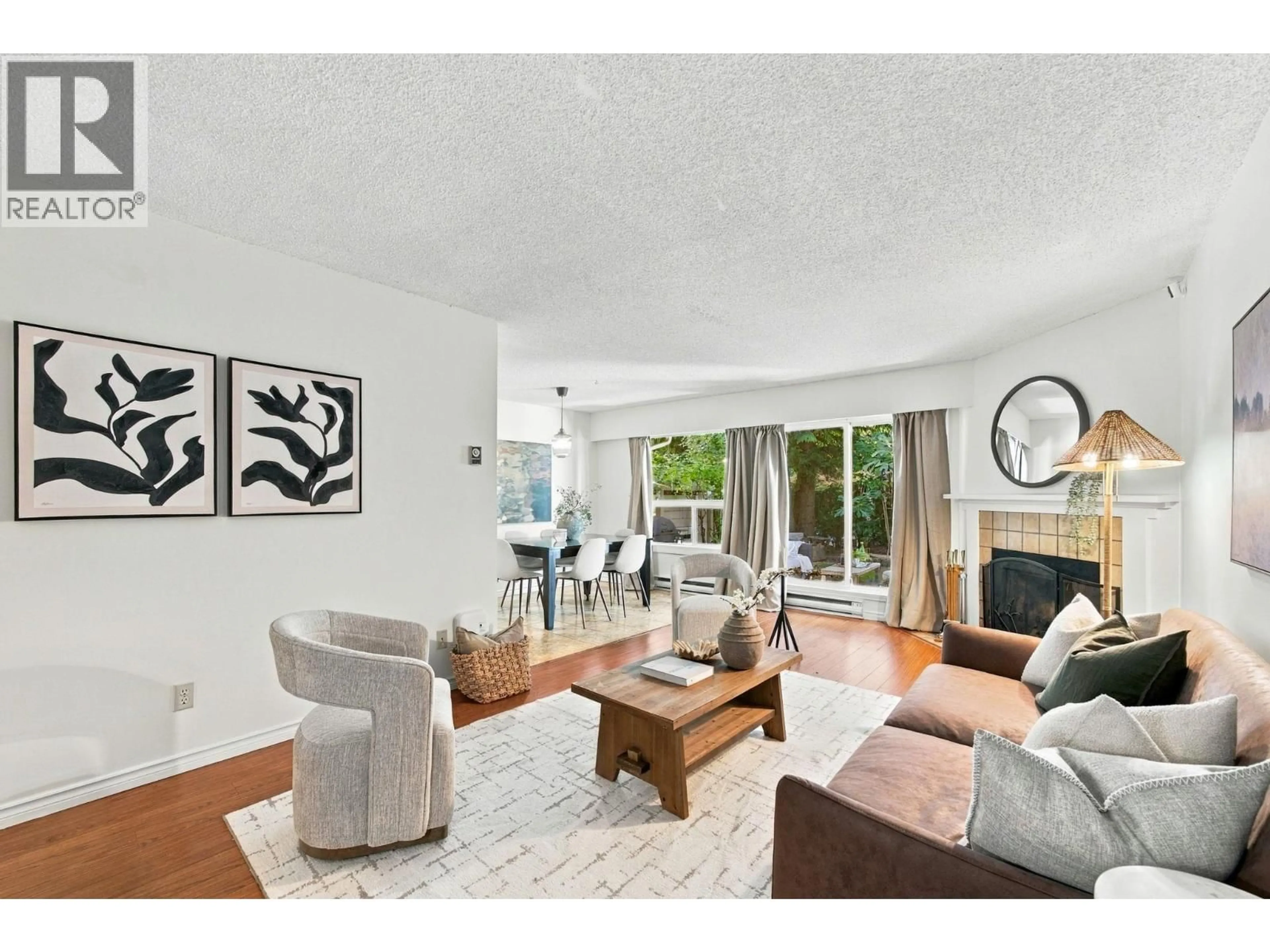 Living room with furniture, unknown for 8 - 9151 FOREST GROVE DRIVE, Burnaby British Columbia V5A3Z5