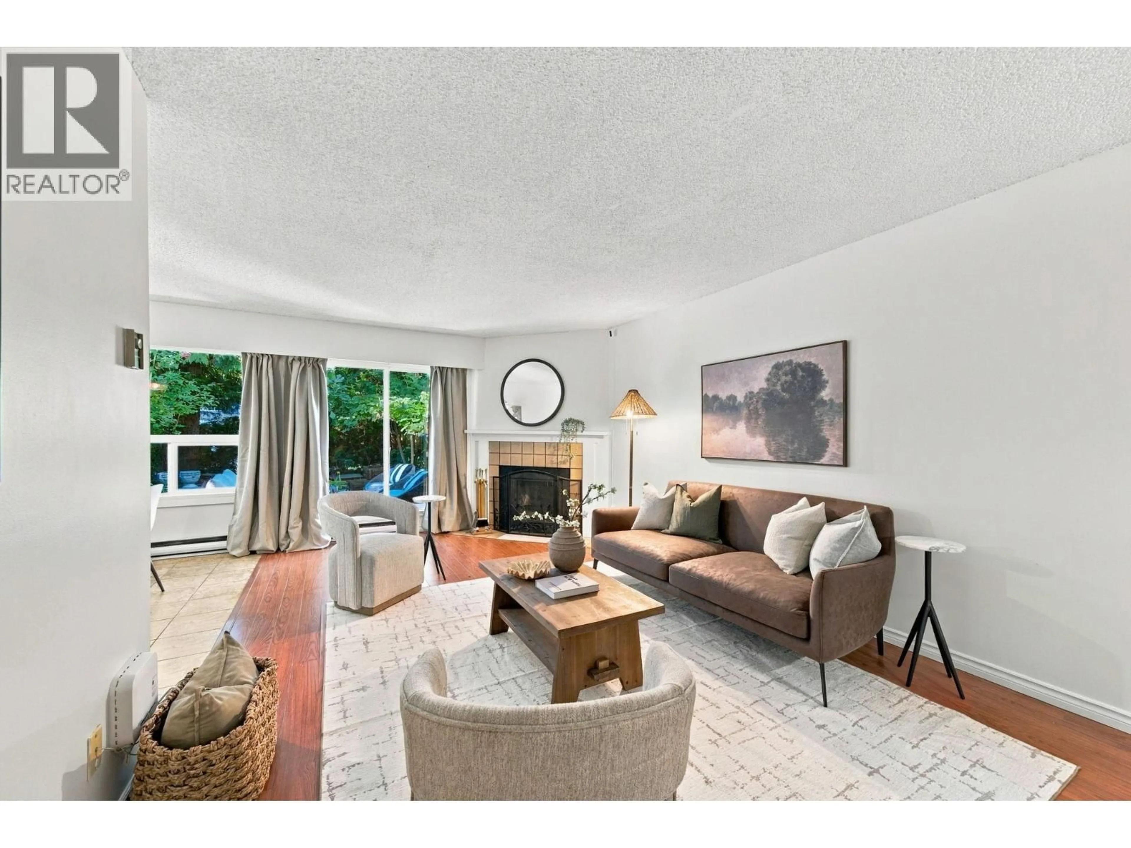 Living room with furniture, unknown for 8 - 9151 FOREST GROVE DRIVE, Burnaby British Columbia V5A3Z5