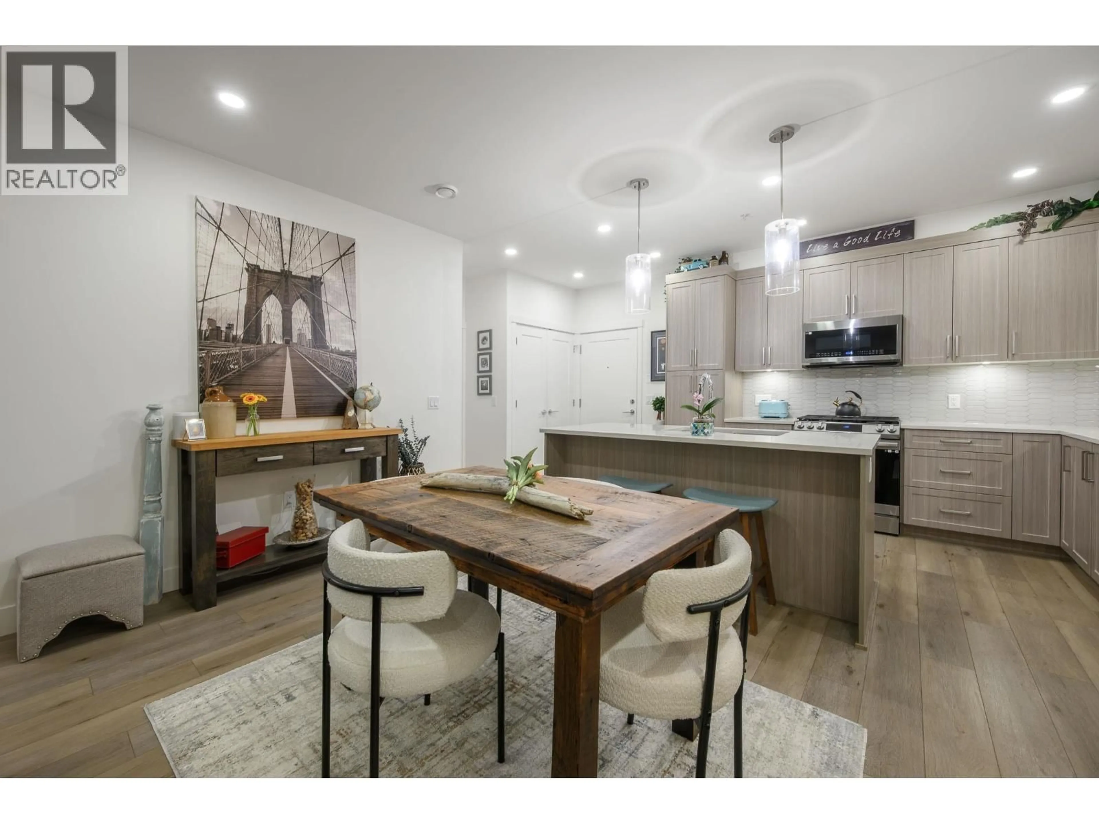 Open concept kitchen, unknown for 316 - 22633 SELKIRK AVENUE, Maple Ridge British Columbia V2X1C7