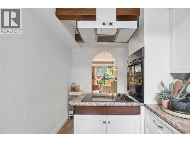 520 CARDIFF WAY, Port Moody 5