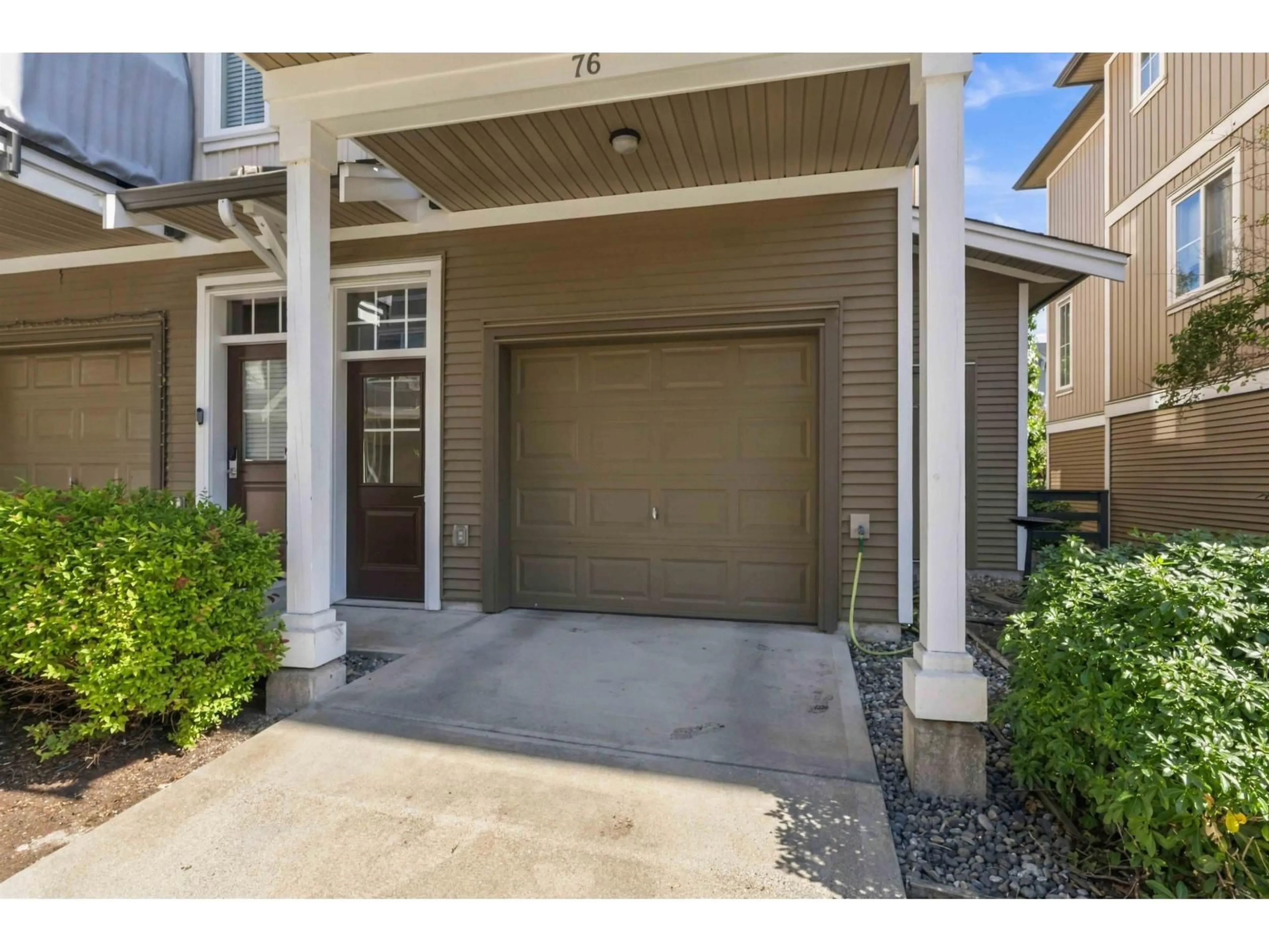 Indoor entryway for 76 - 31032 WESTRIDGE PLACE, Abbotsford British Columbia V2T0C6