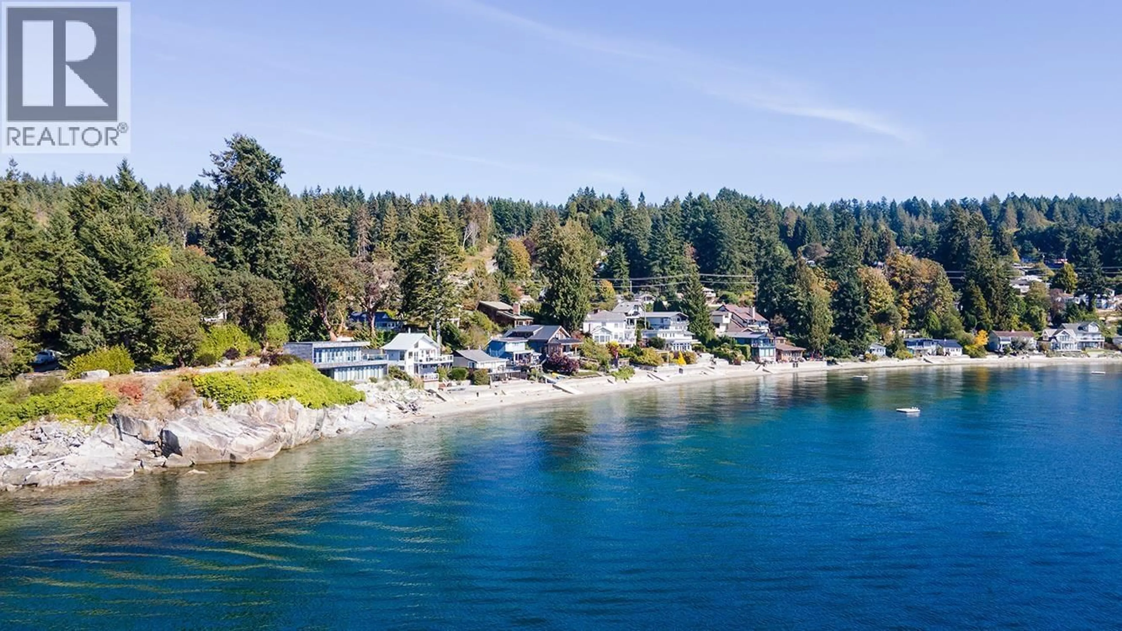 A pic from outside/outdoor area/front of a property/back of a property/a pic from drone, water/lake/river/ocean view for 5273 LITTLE LANE, Sechelt British Columbia V7Z0G7