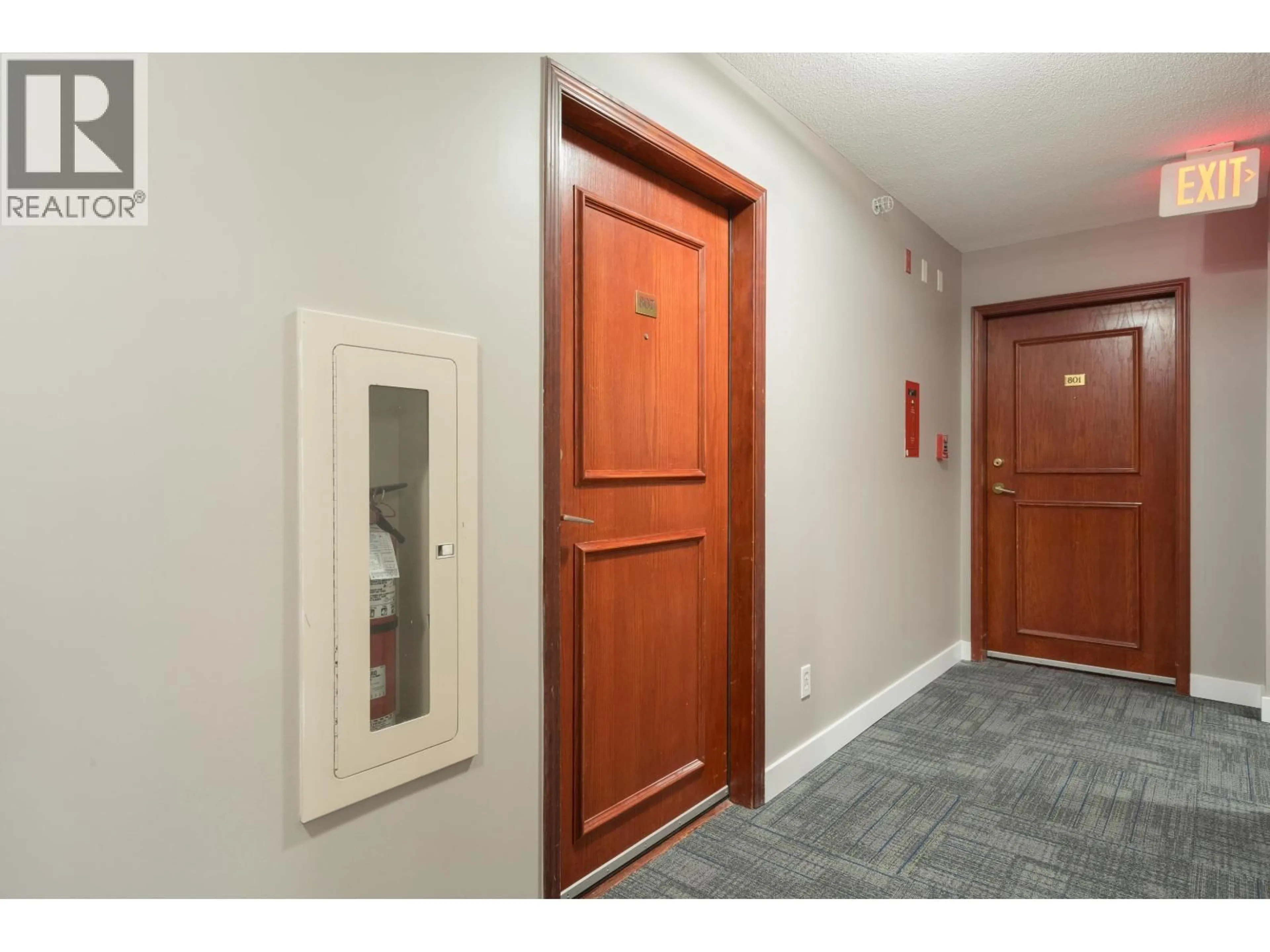 Indoor foyer for 807 - 1238 MELVILLE STREET, Vancouver British Columbia V6E4N2