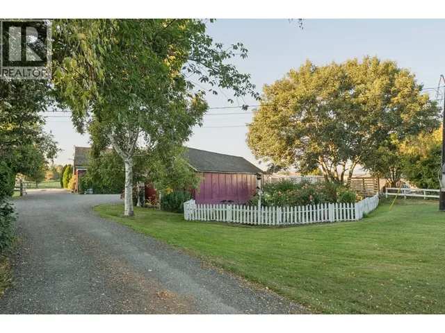 5331 34B AVENUE, Delta 3