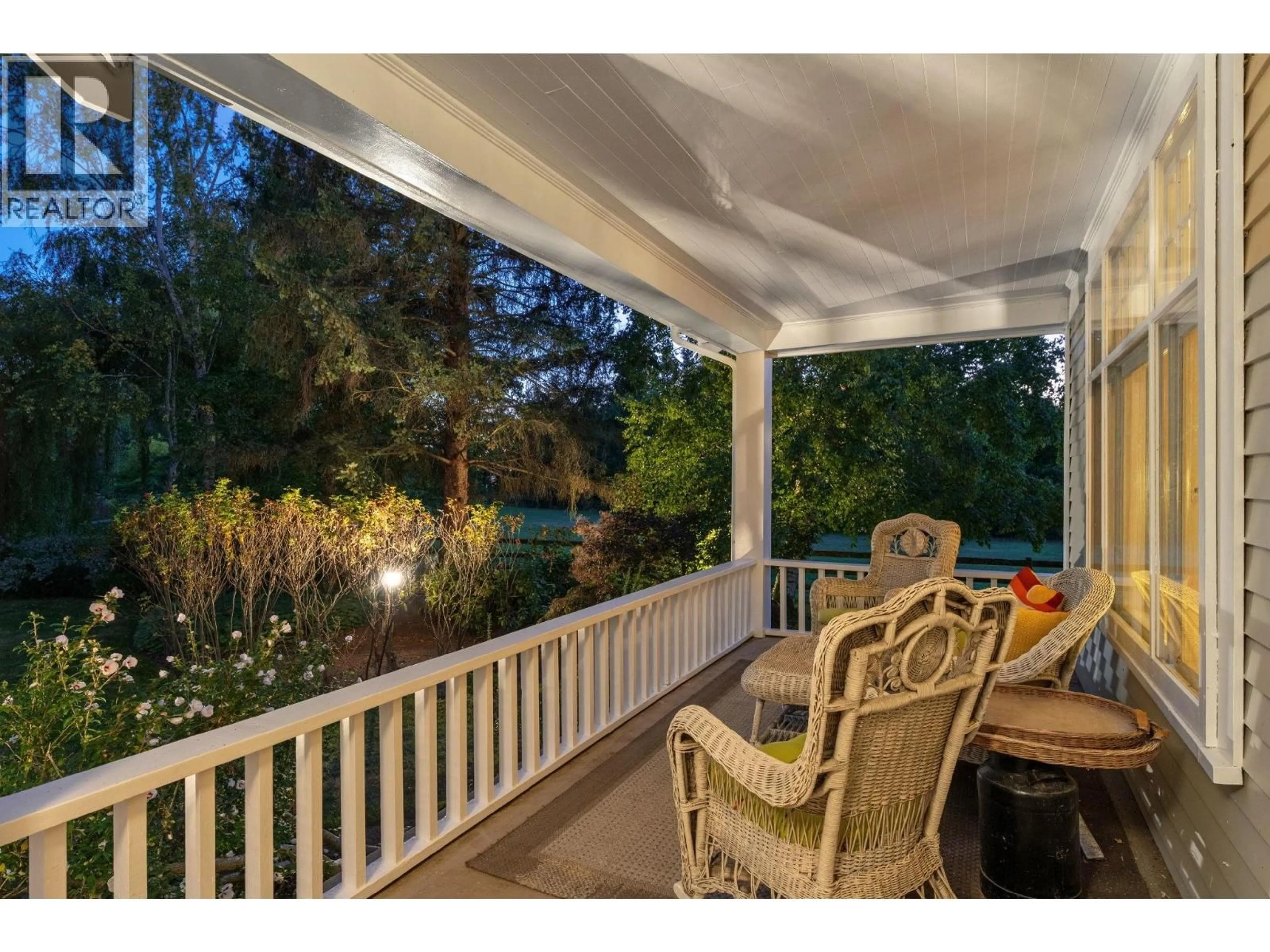 Patio, unknown for 5331 34B AVENUE, Delta British Columbia V4L2P1