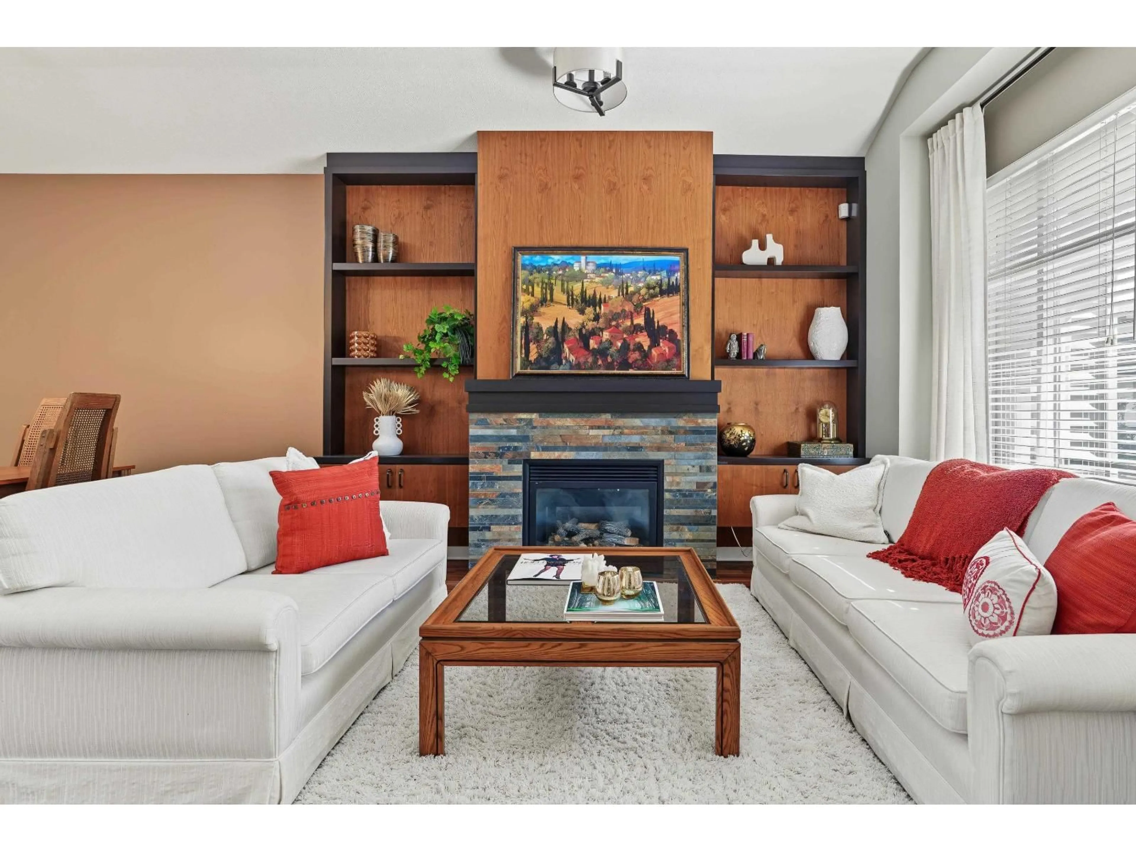 Living room with furniture, unknown for 35 - 15188 62A AVENUE, Surrey British Columbia V3S1W7