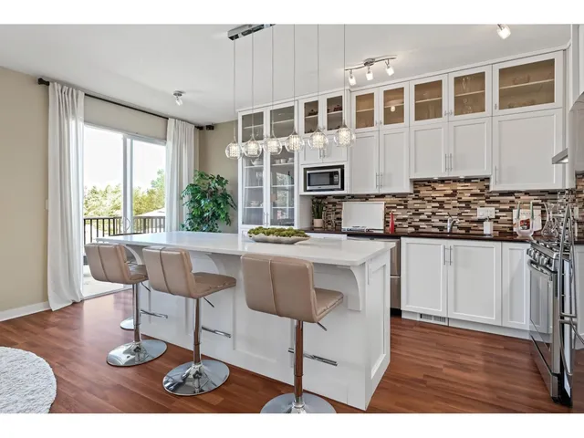 35 - 15188 62A AVENUE, Surrey 5