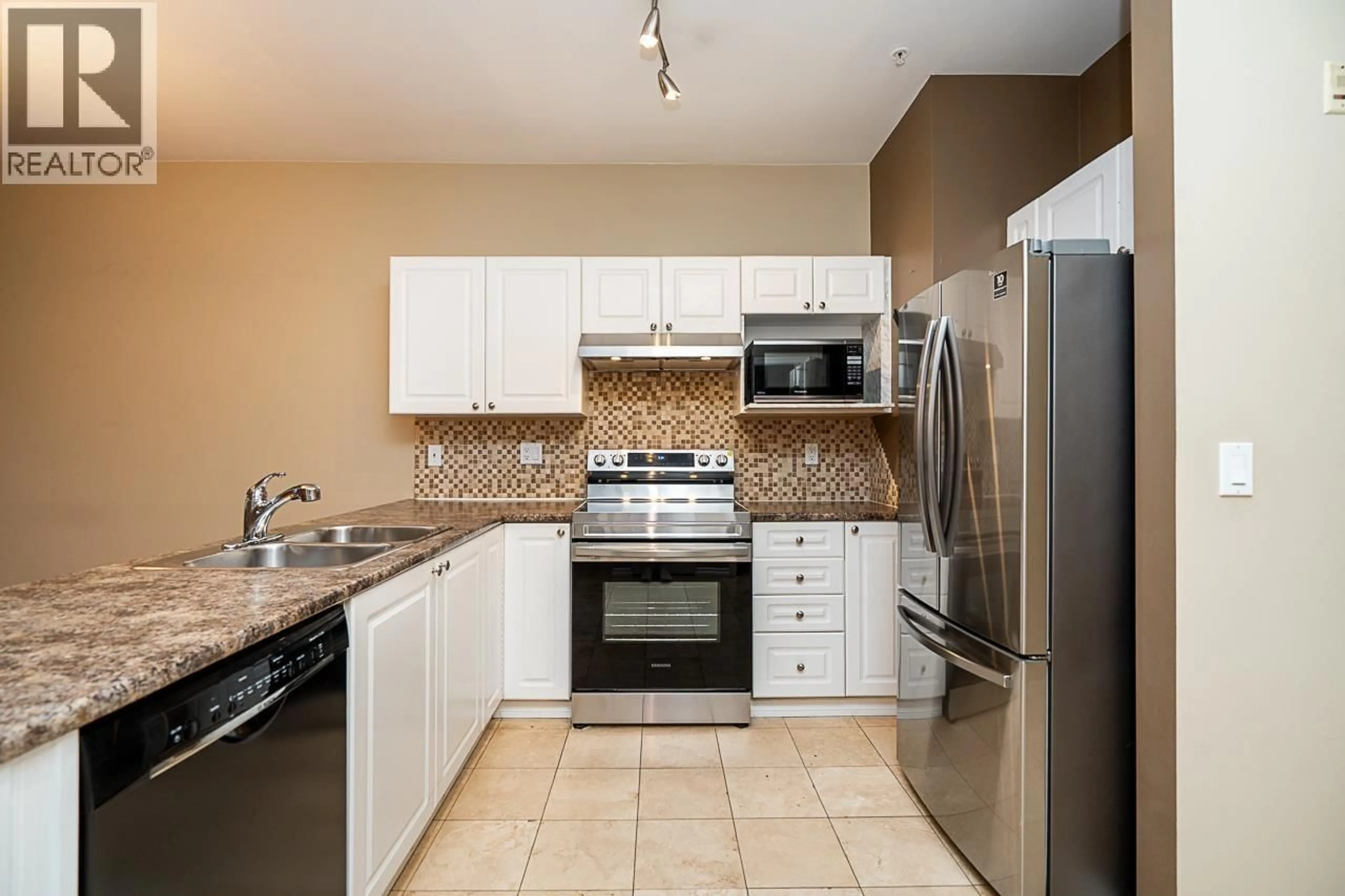 Standard kitchen, ceramic/tile floor for 222 - 2109 ROWLAND STREET, Port Coquitlam British Columbia V3C6J4