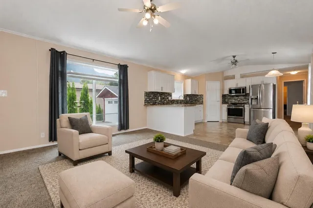 29 - 59060 LOUGHEED HIGHWAY, Agassiz 4