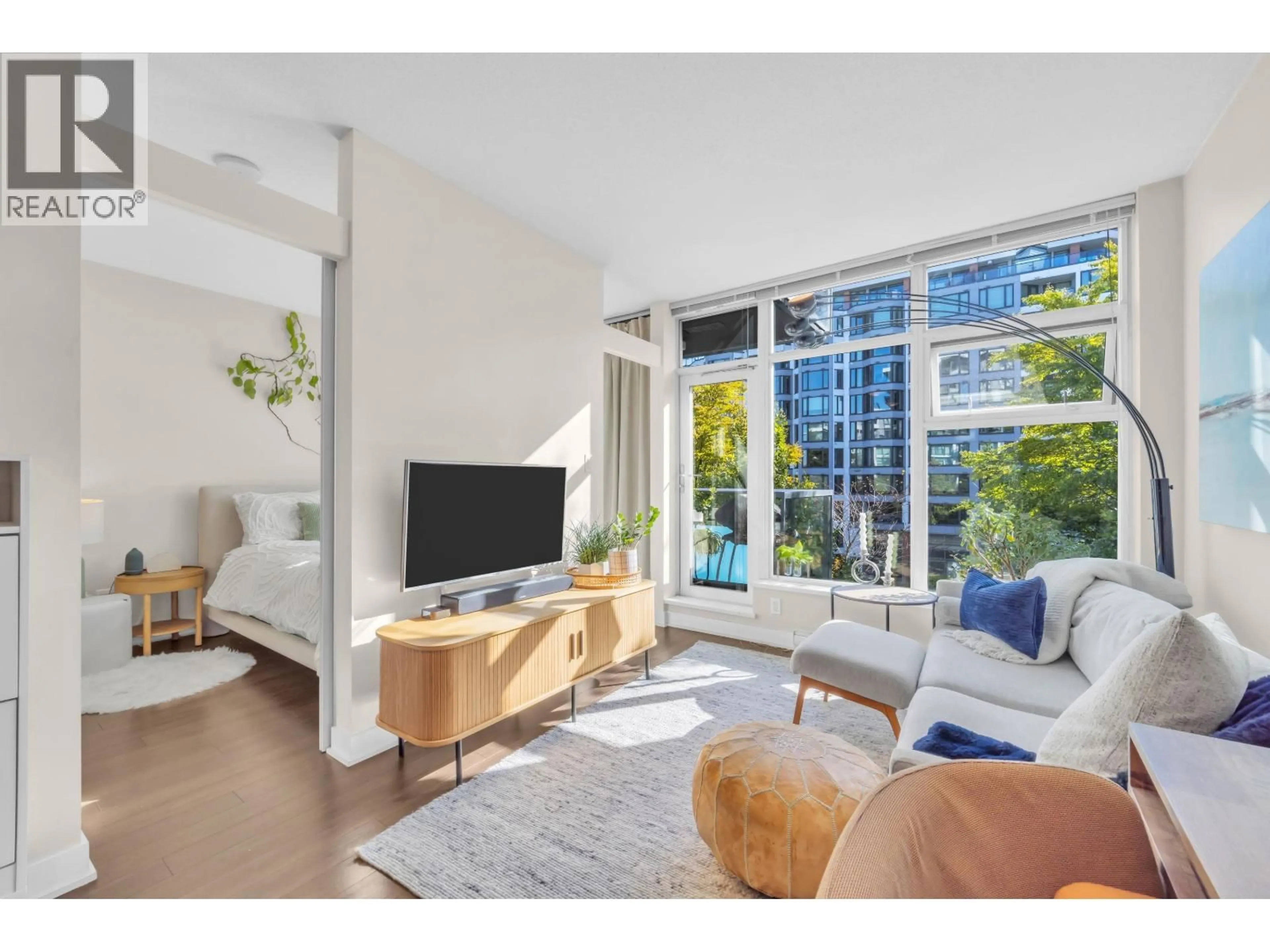 Living room with furniture, unknown for 317 - 1777 7TH AVENUE, Vancouver British Columbia V6J0E5