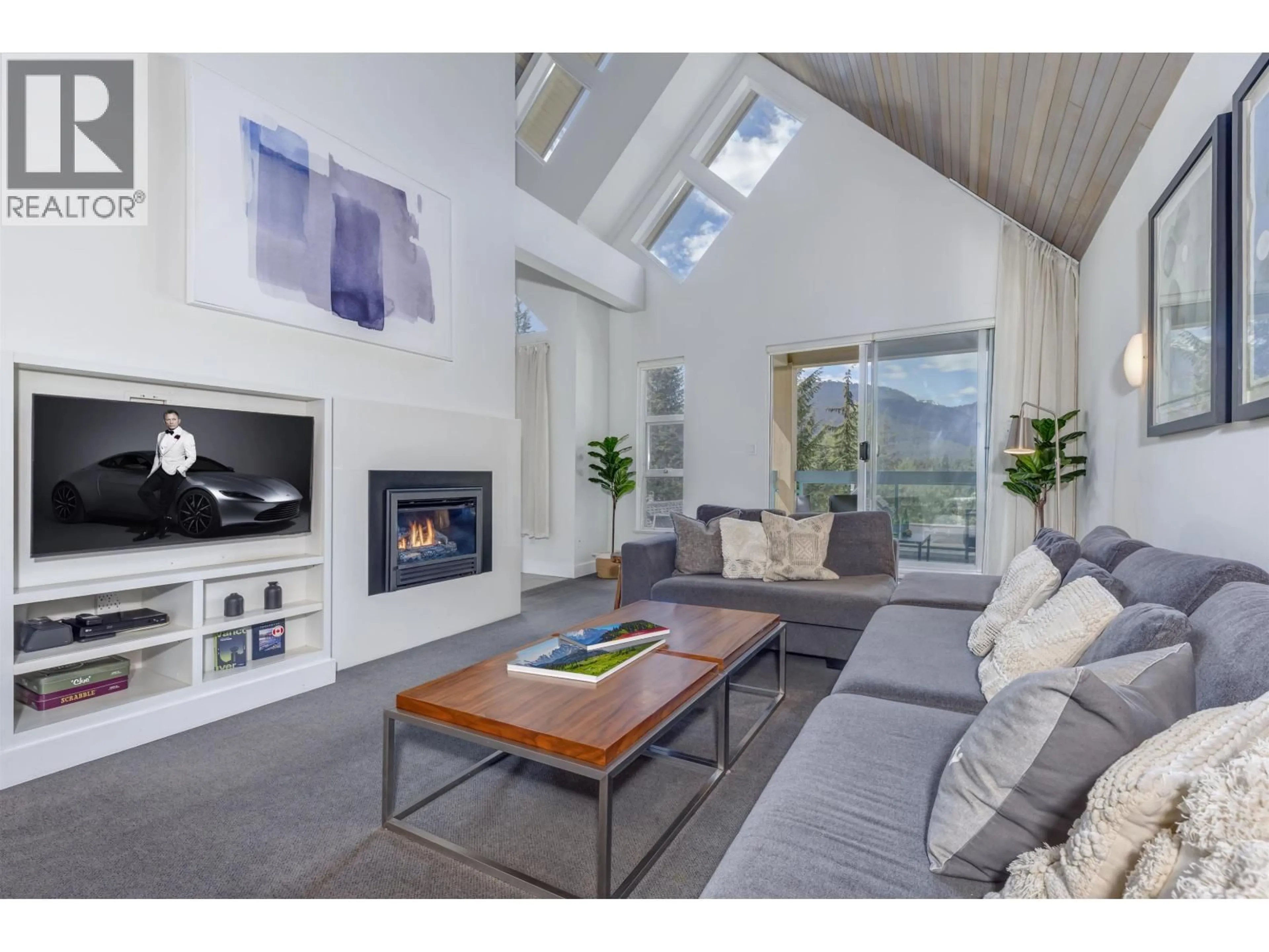 Living room with furniture, unknown for 204 - 4865 PAINTED CLIFF ROAD, Whistler British Columbia V0N1B4