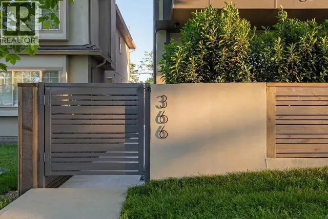 366 23RD AVENUE, Vancouver 3