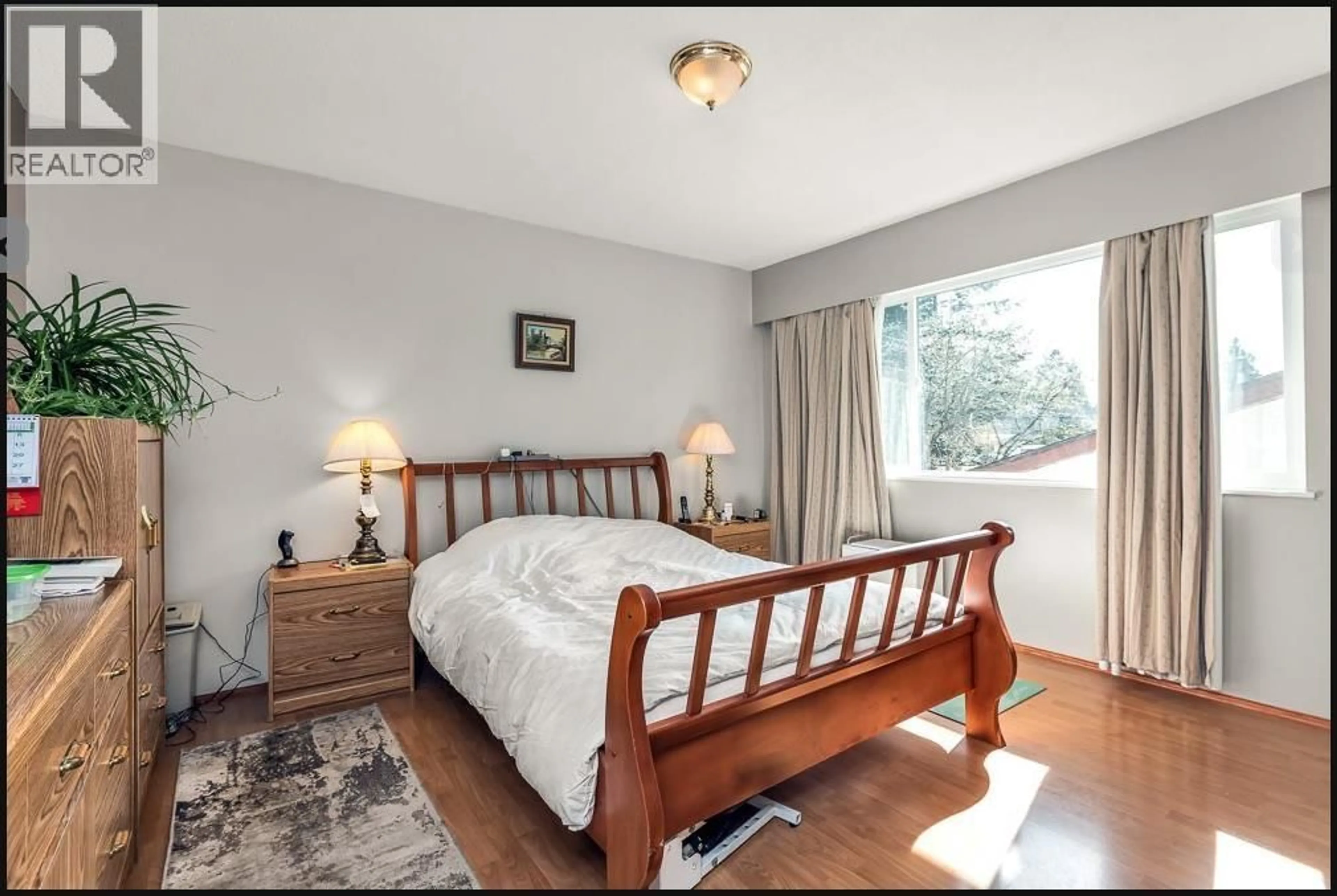 Bedroom with bed, unknown for 20932 CAMWOOD AVENUE, Maple Ridge British Columbia V2X2P1
