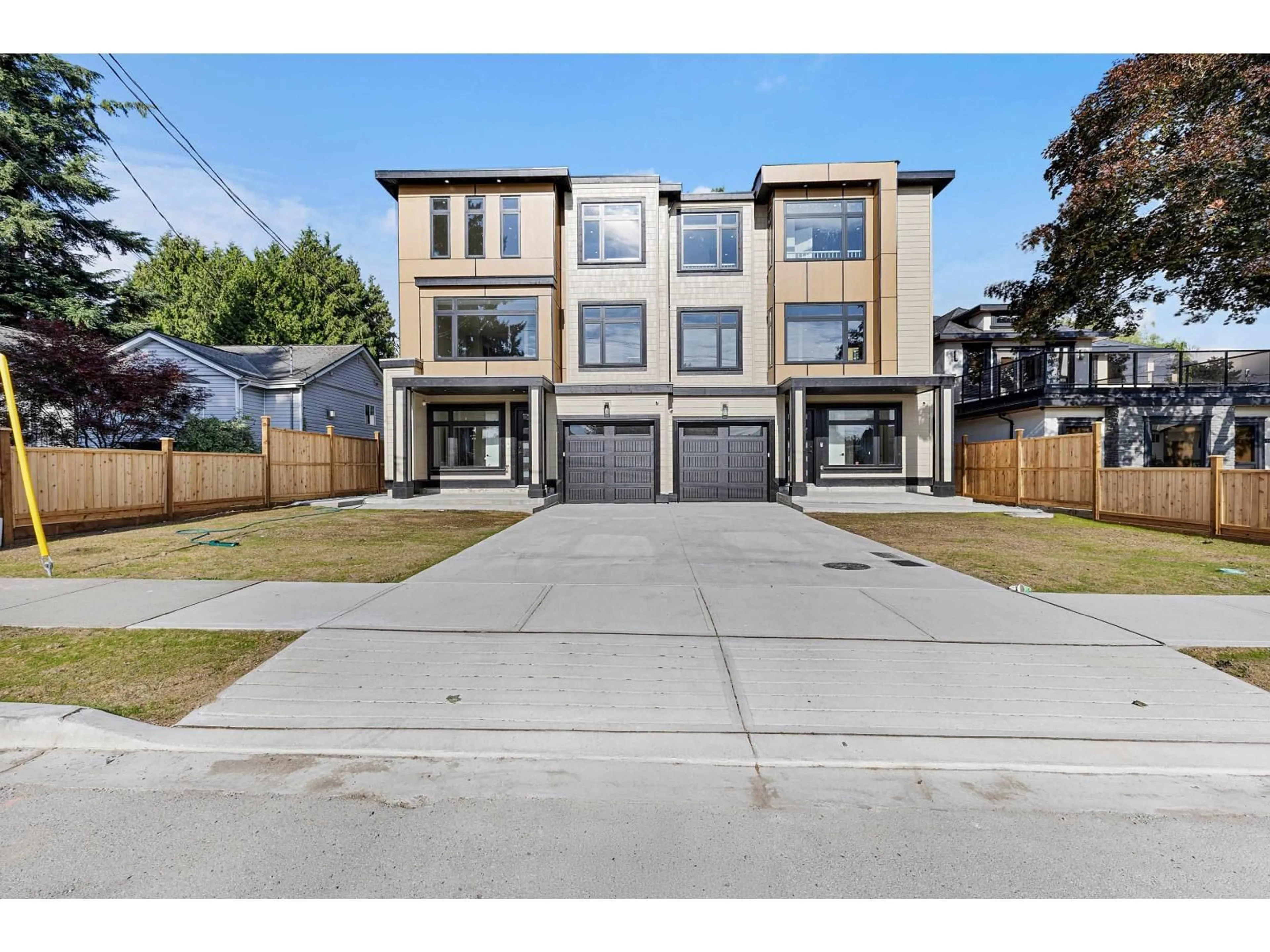 Unknown for 101 - 5840 179 STREET, Surrey British Columbia V3S4J9
