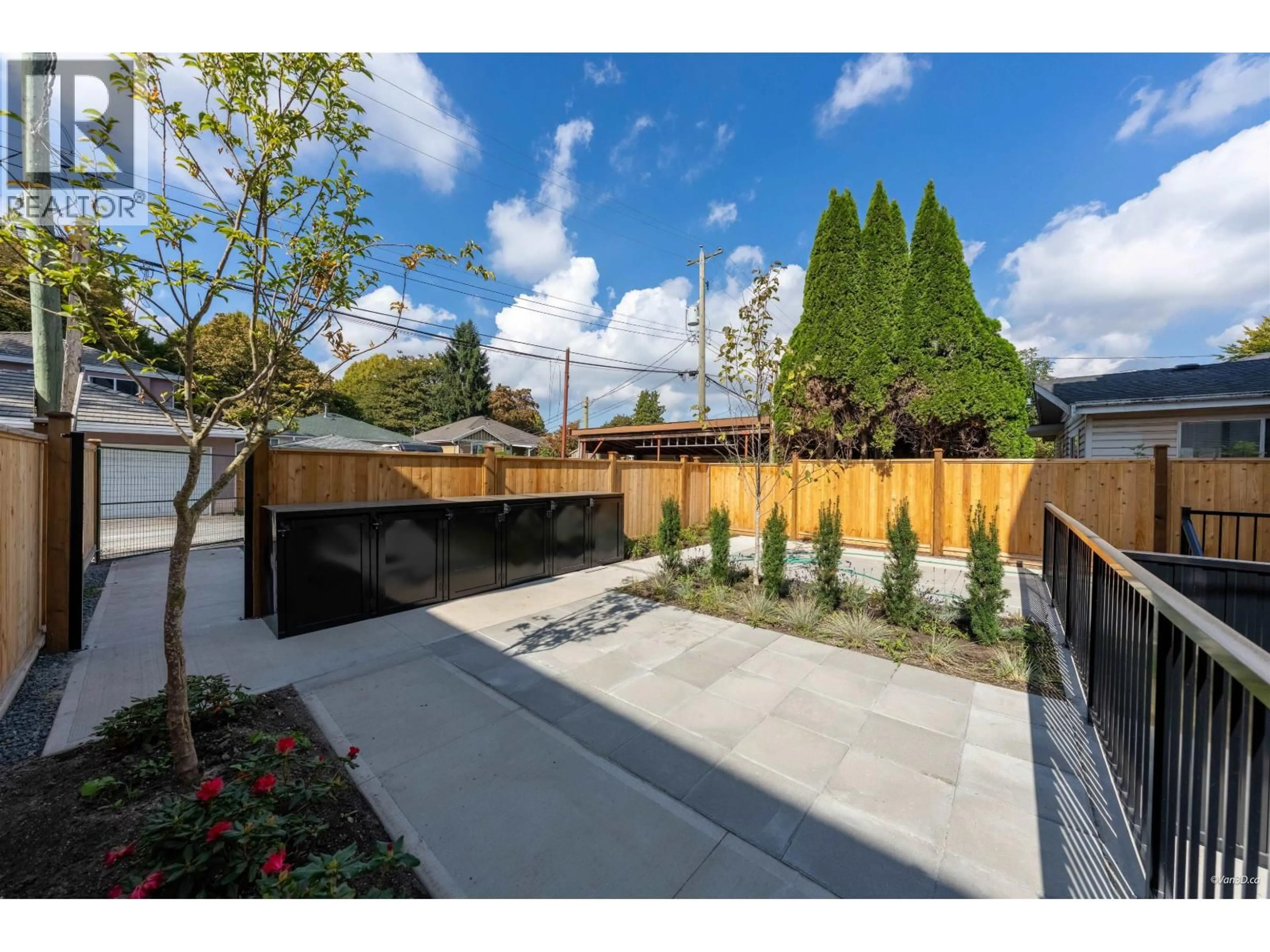 Patio, street for 1 - 5385 EARLES STREET, Vancouver British Columbia V5R3S2