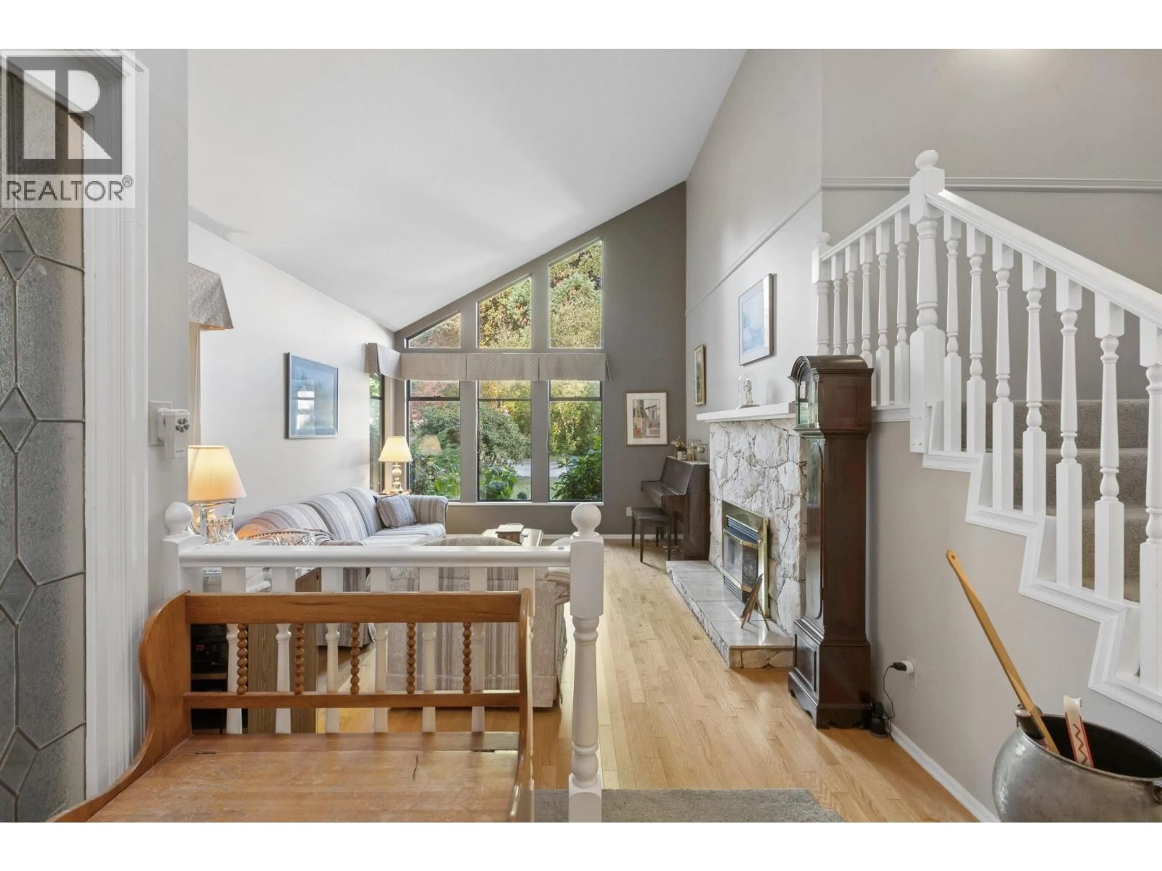 Unknown for 2102 KIRKSTONE PLACE, North Vancouver British Columbia V7J3R1
