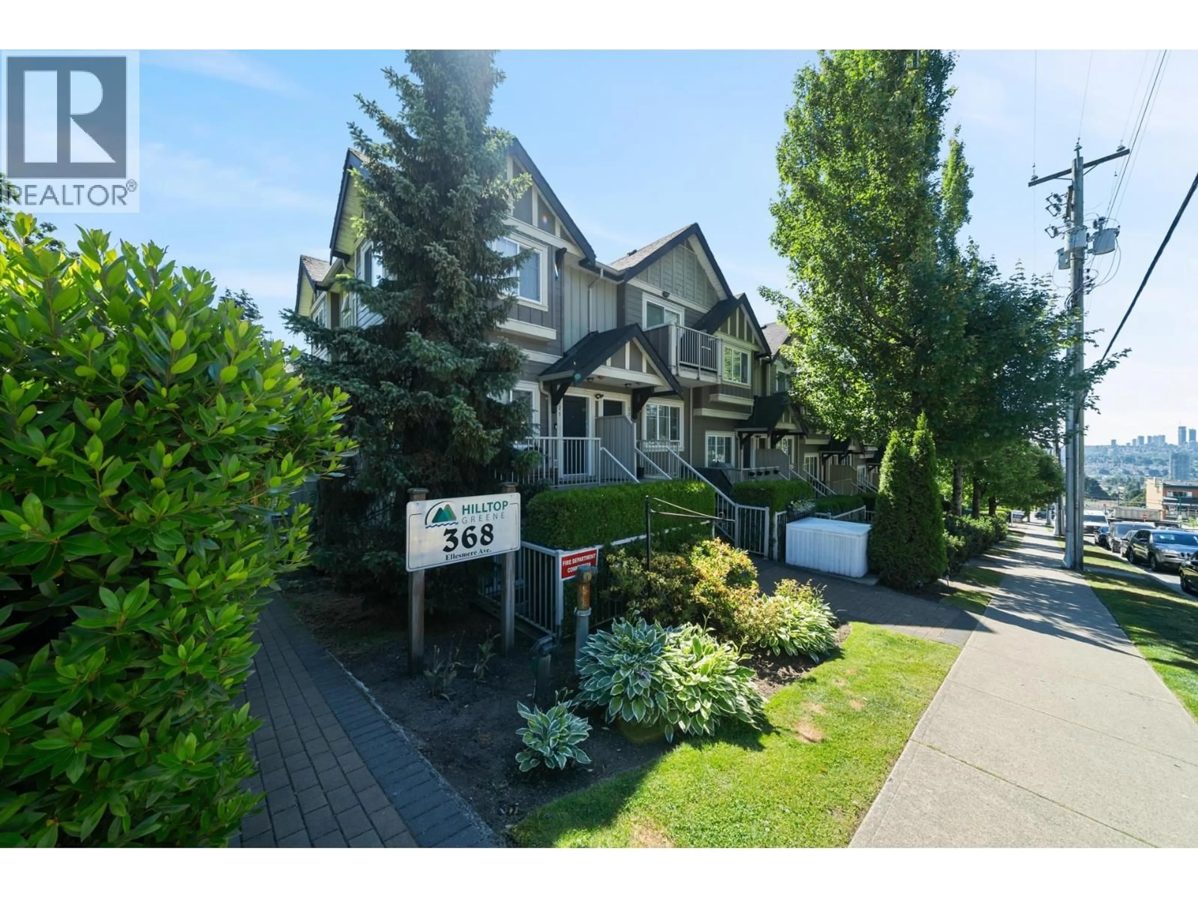 A pic from outside/outdoor area/front of a property/back of a property/a pic from drone, street for 223 - 368 ELLESMERE AVENUE, Burnaby British Columbia V5B3S9